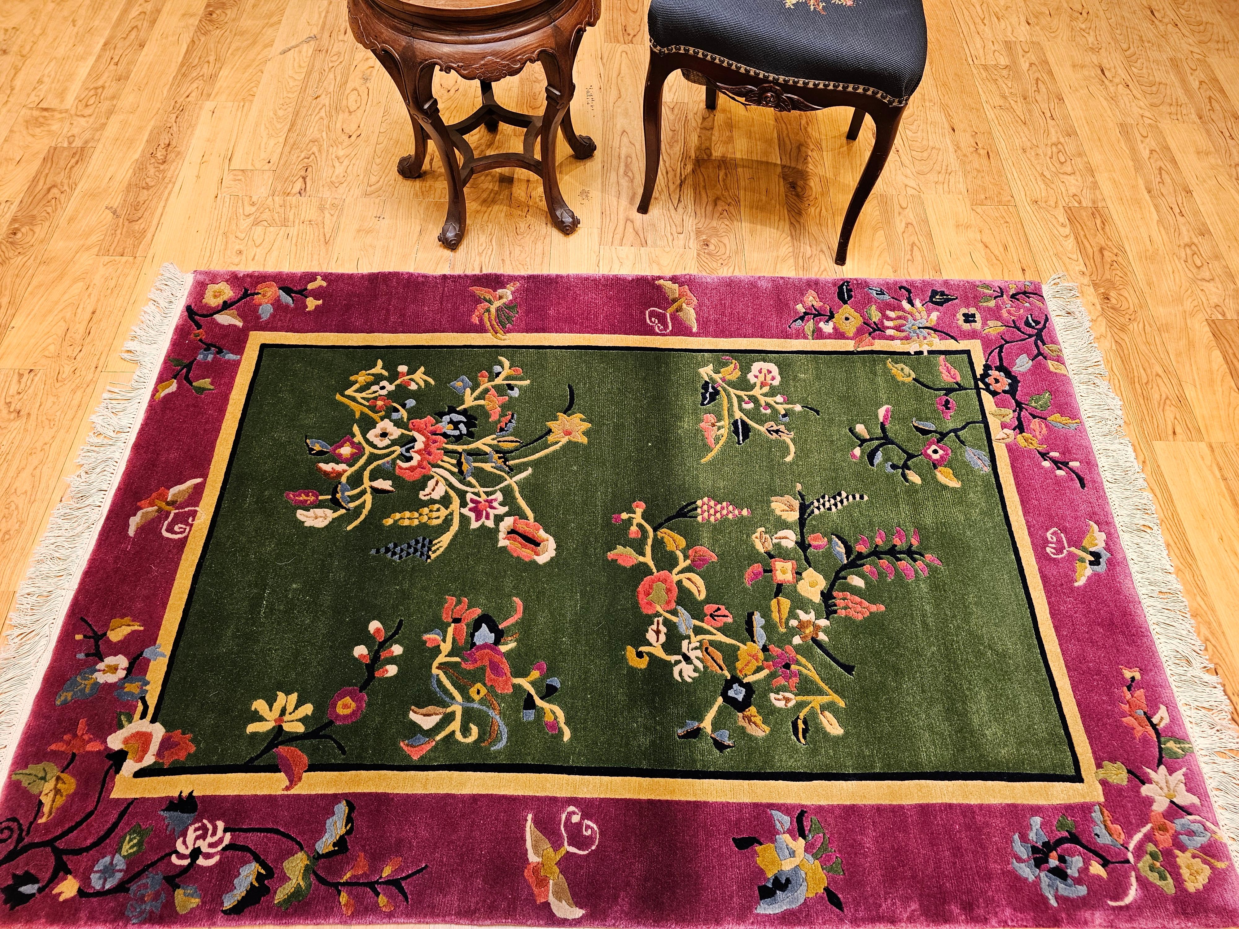 Vintage Art Deco Chinese Rug in Sage Green Field mit Royal Purple Floral Border im Angebot 10