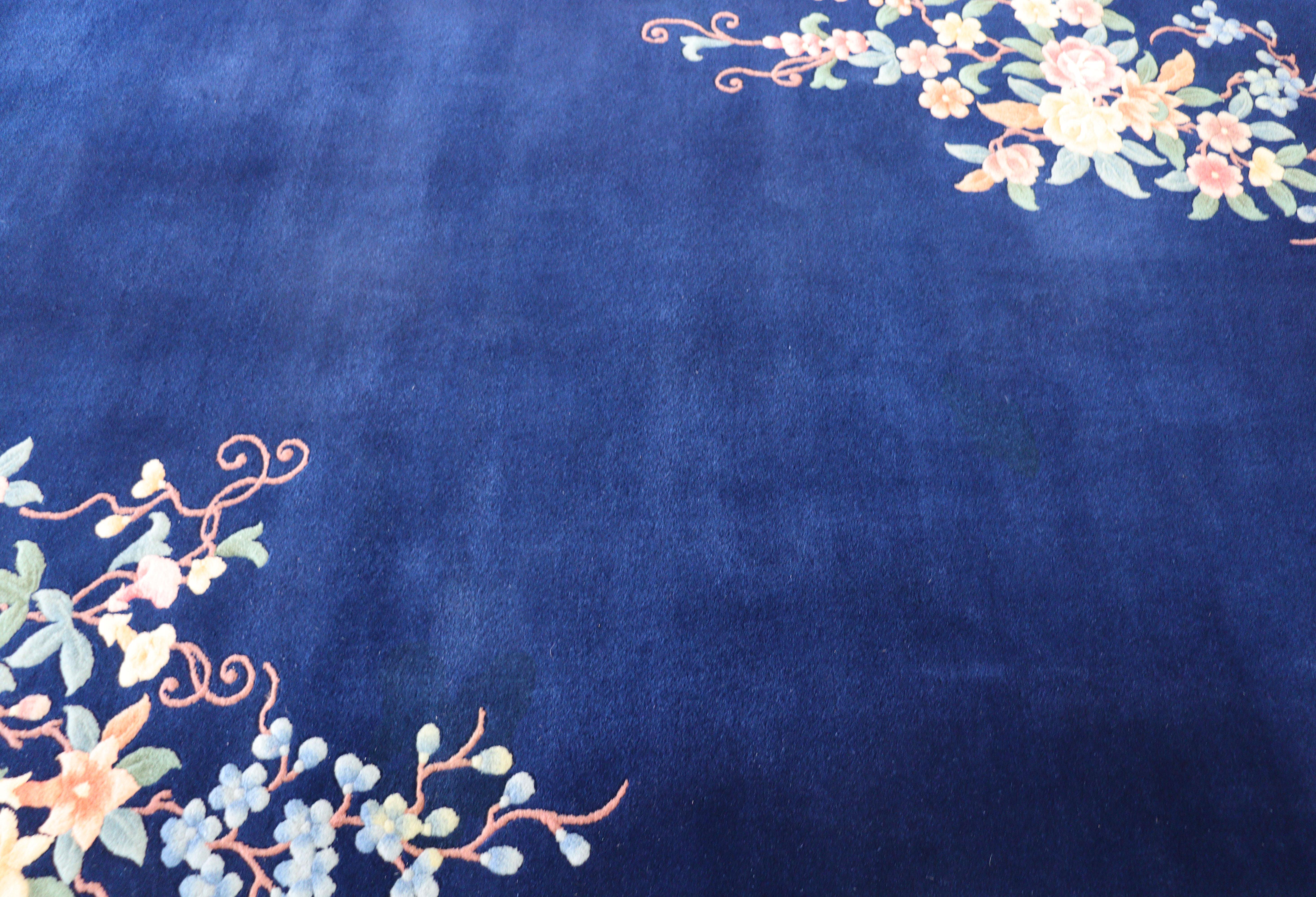 Vintage Art Deco Chinesischer Teppich, Perfekt Blau (Art déco) im Angebot