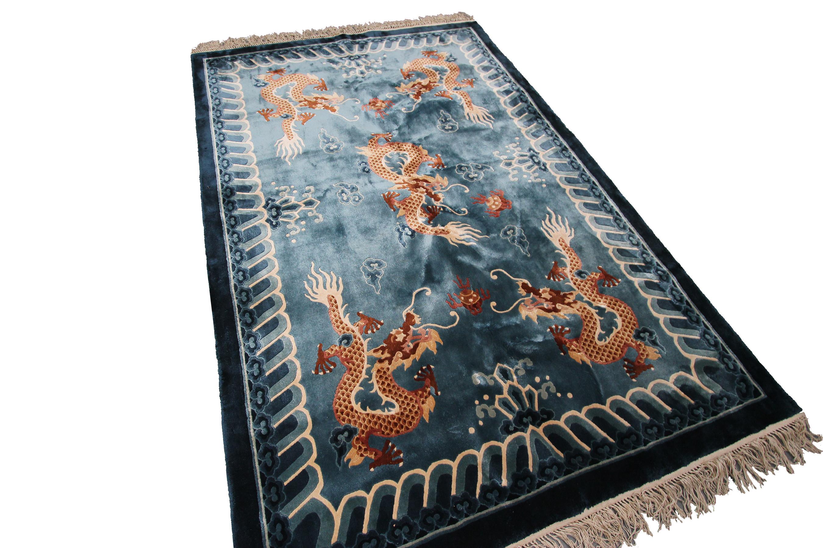 Chinesischer Vintage-Art-Déco-Teppich, antik, Seide, Chinesischer Wandteppich, lila Drache im Zustand „Hervorragend“ im Angebot in New York, NY