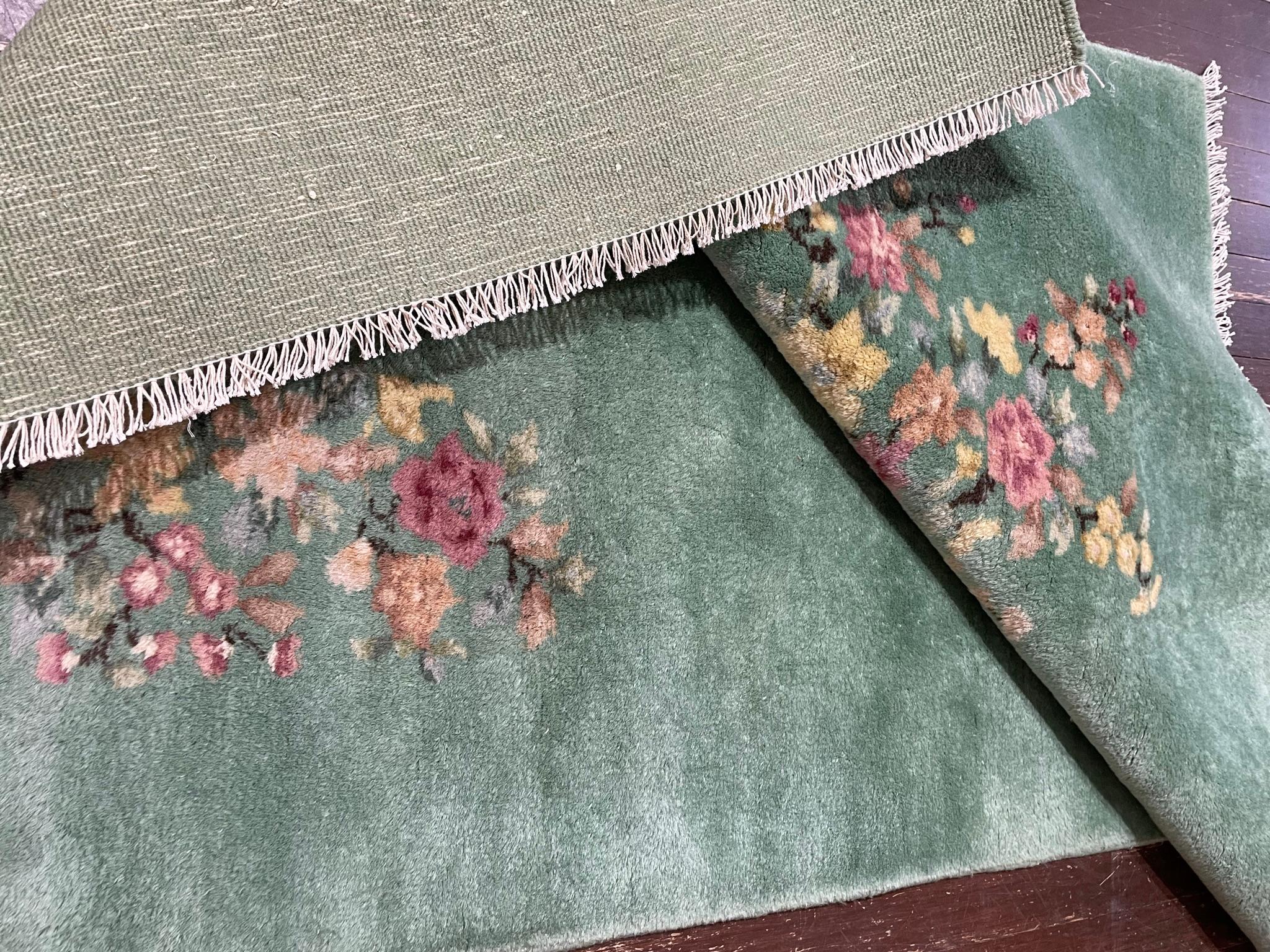 Vintage Art Deco Chinese Rug, Green In Excellent Condition For Sale In Evanston, IL