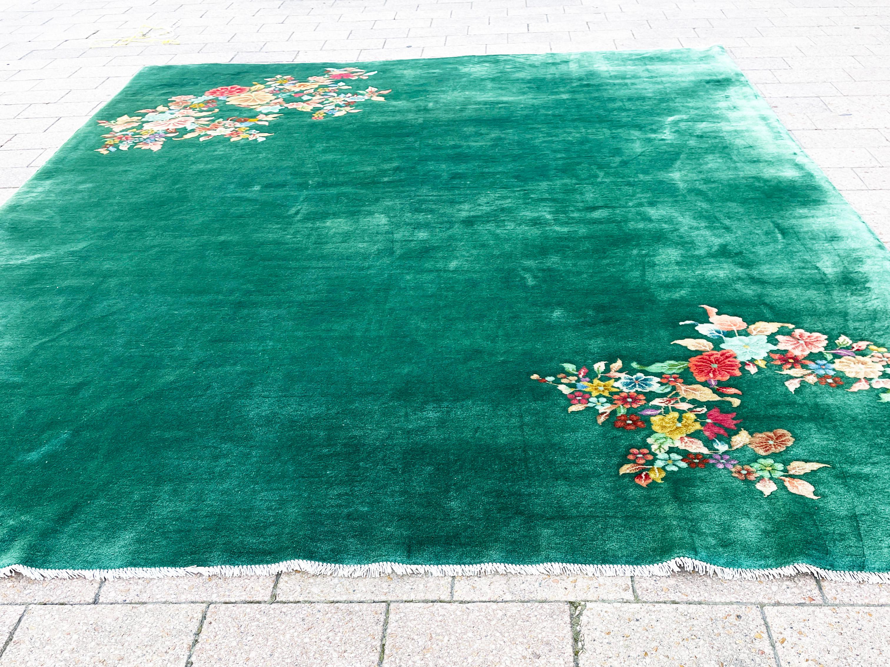 Vintage Art Deco Chinese Wedding Rug: A Tapestry of Elegance and Tradition
