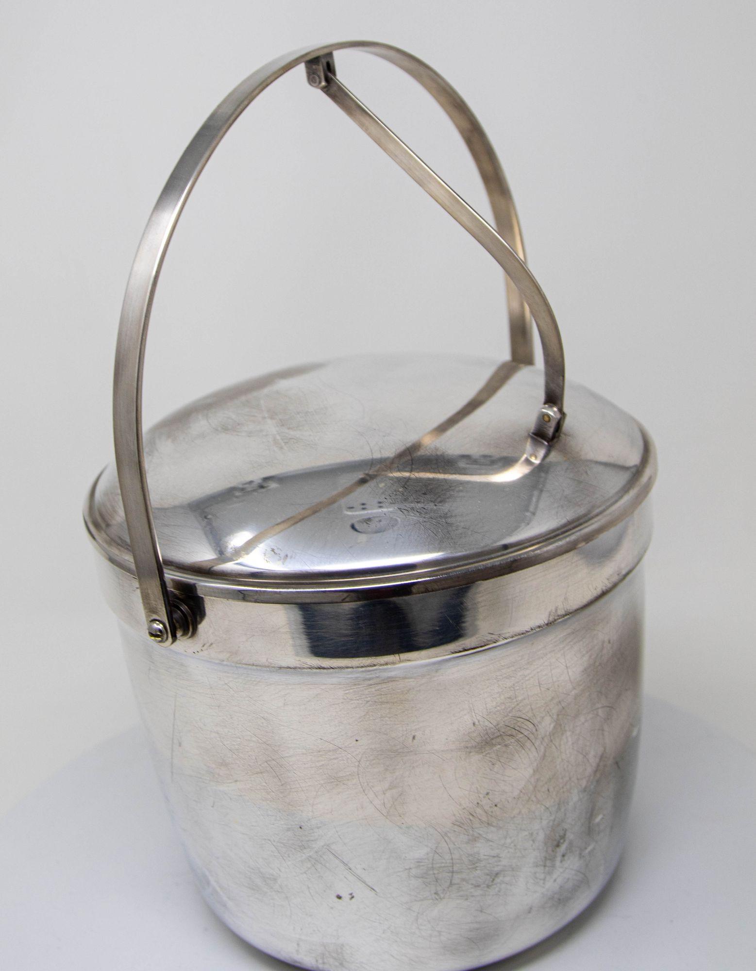 Vintage Art Deco Chrome Mid-Century Ice Bucket For Sale 1