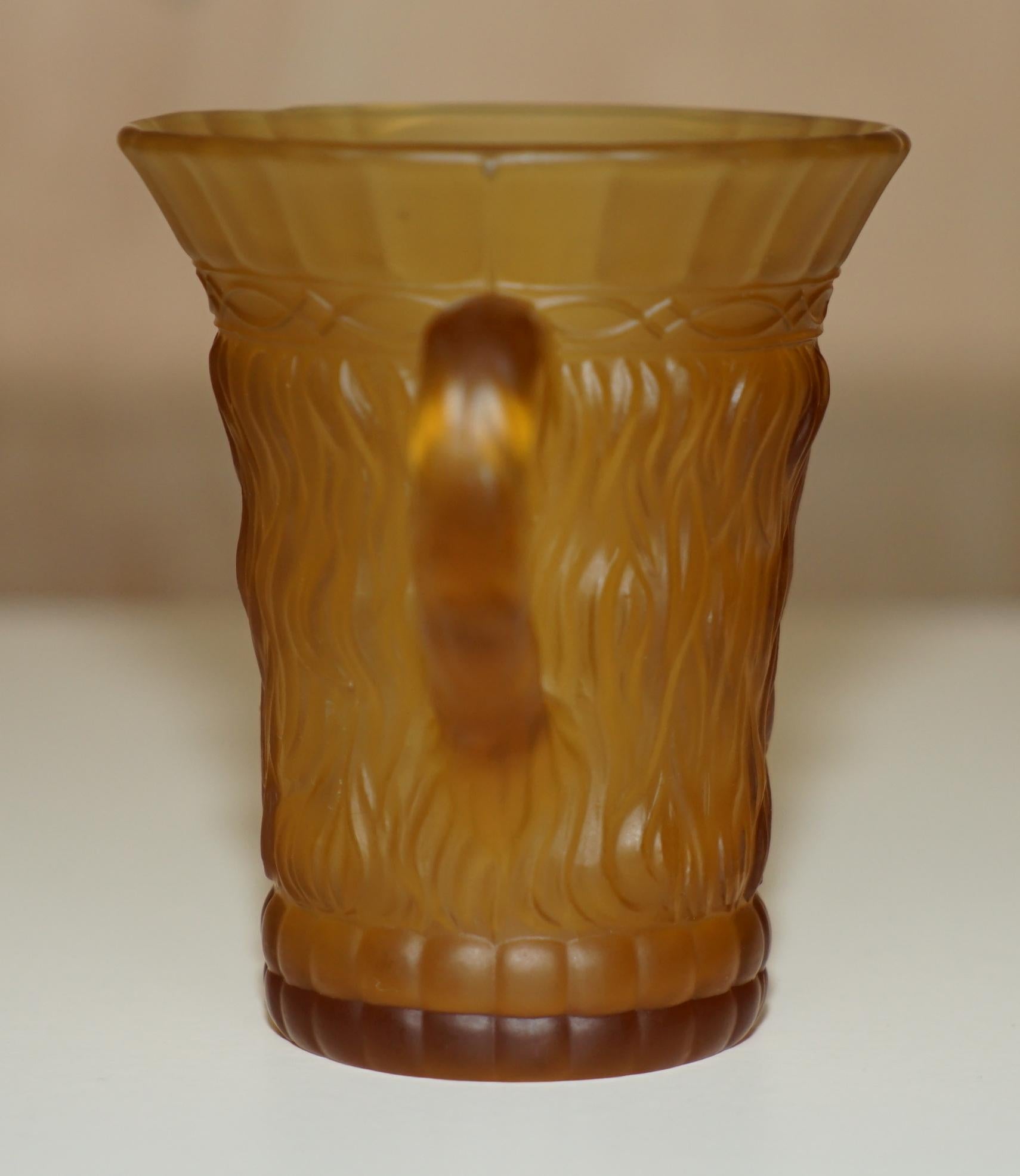 Début du 20ème siècle Tailleur coupole AMBER FACE GLASS CUP ART DECO VINTAGE CIRCA 1920's en vente