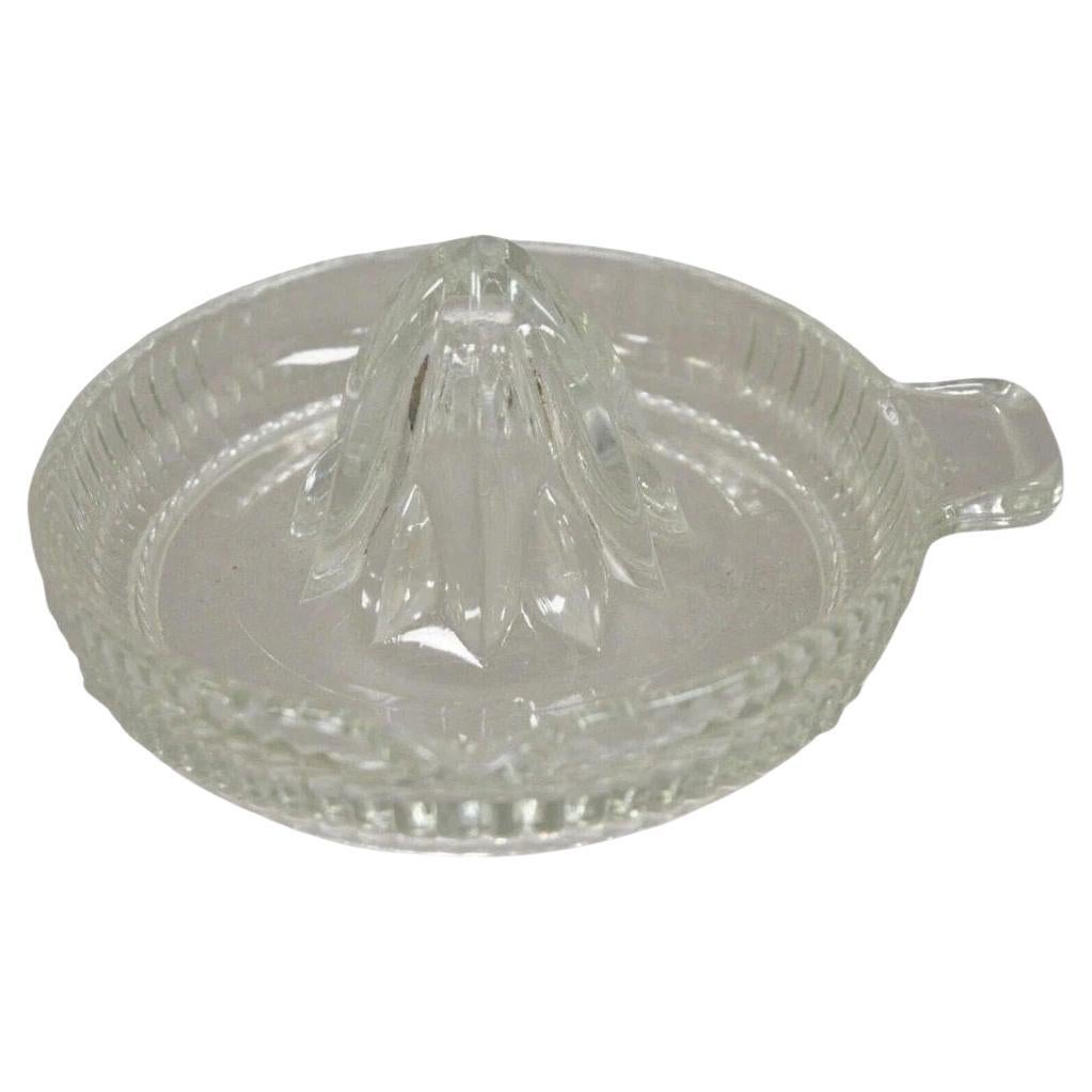 Vintage Art Deco Klarglas gerippt Hand Saftpresse Zitrus Orange Griff 
Lip