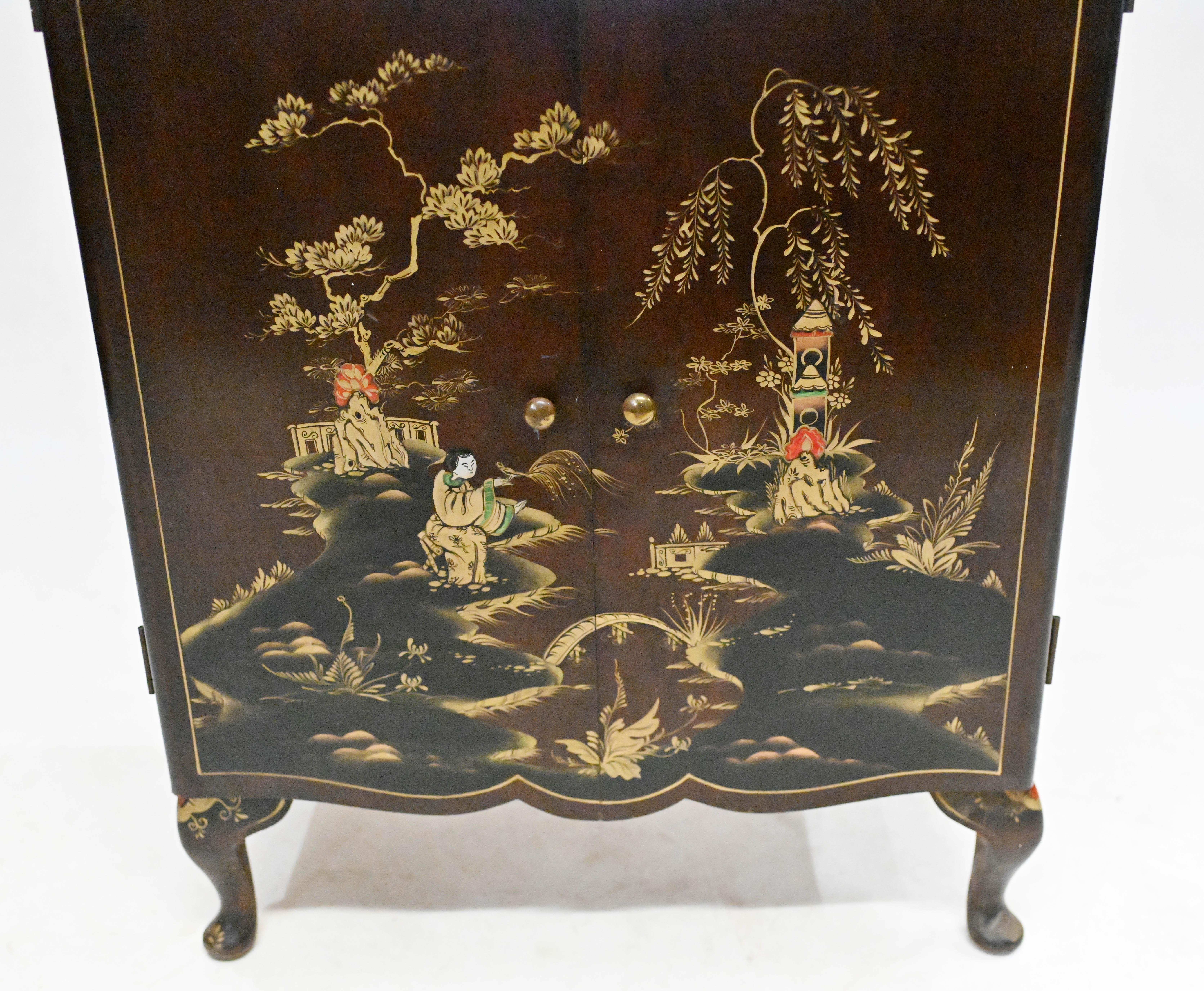 Vintage Art Deco Cocktail Cabinet Drinks Chest Chinoiserie 1920s In Good Condition For Sale In Potters Bar, GB