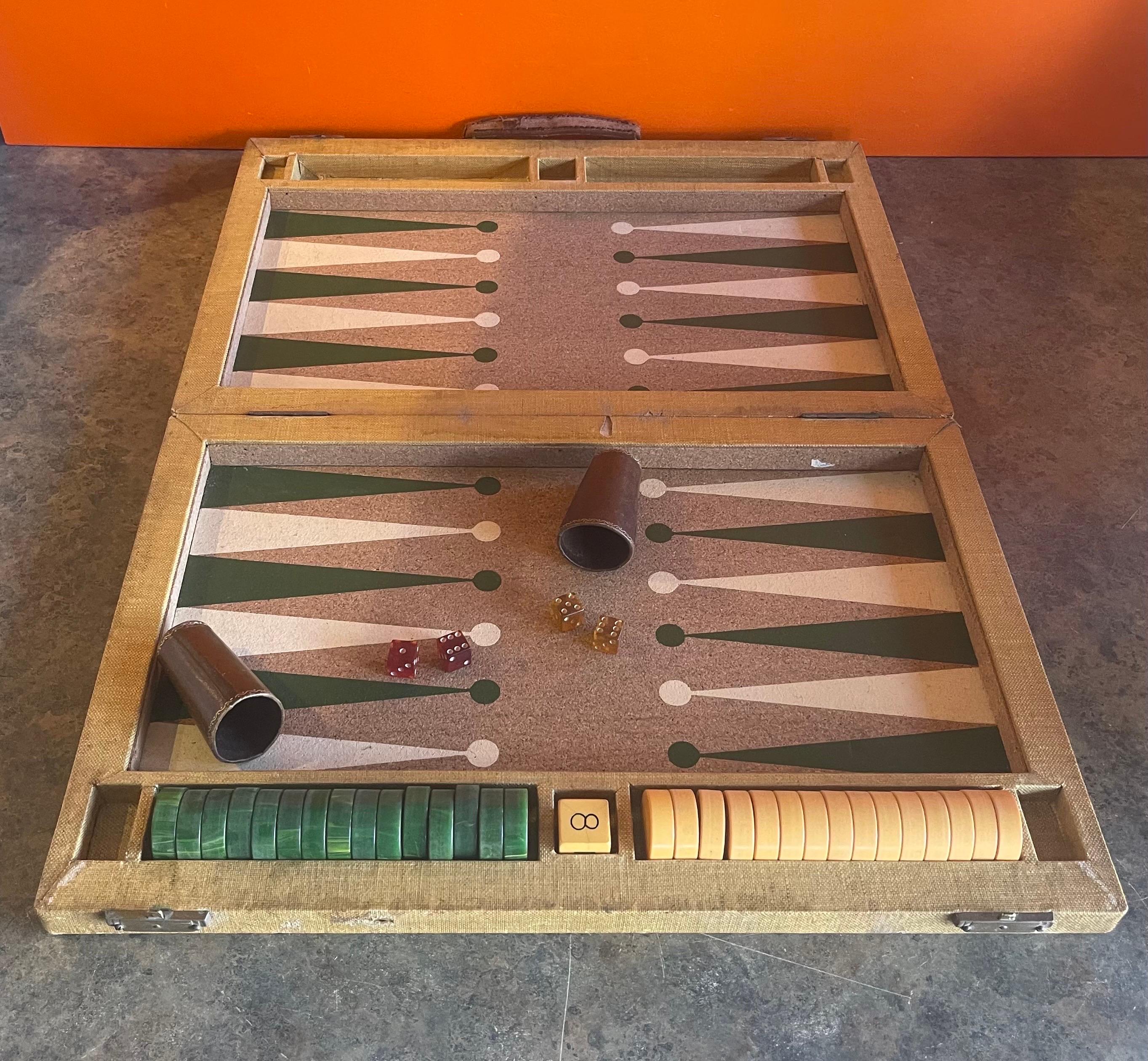 American Vintage Art Deco Cork & Bakelite Backgammon Set