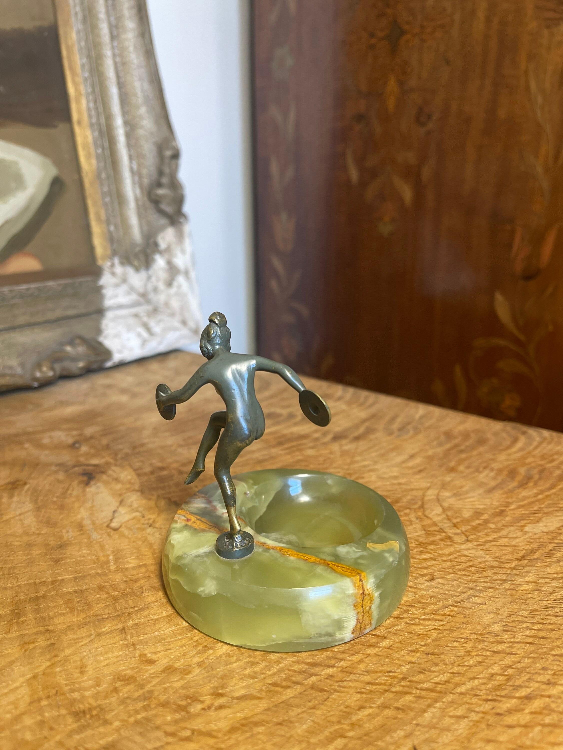 Vintage Art Deco tanzende Scheibenschale Damen Frau Mid-Century Modern Skulptur Kunst im Zustand „Gut“ im Angebot in Seattle, WA