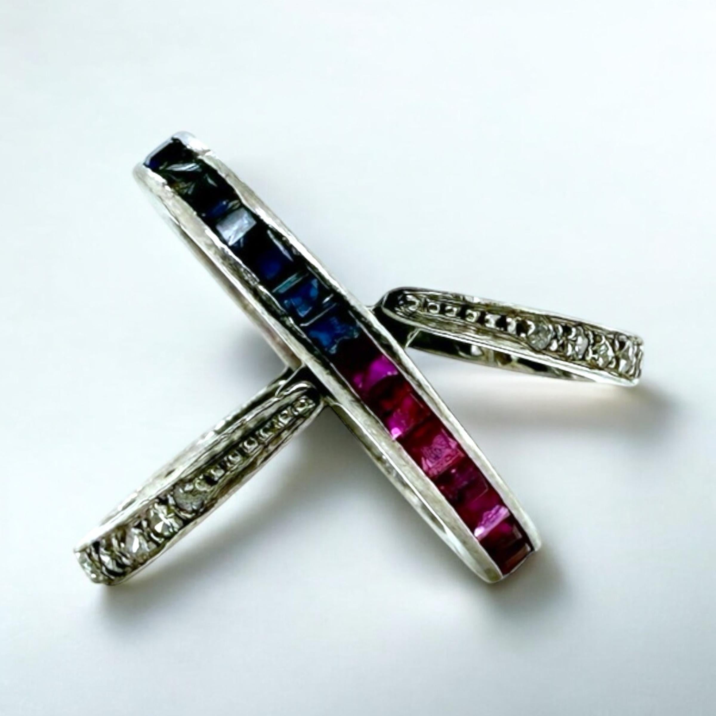 Vintage Art Deco Day & Night  Platinum Eternity Band Sapphire / Ruby In Good Condition For Sale In Montgomery, AL