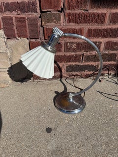 Lámpara de escritorio Art Déco vintage de Chase and Co.