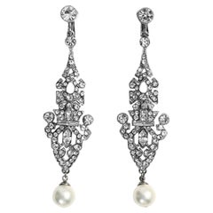 Orecchini pendenti Art Deco vintage con diamanti e perle finte, circa anni '80