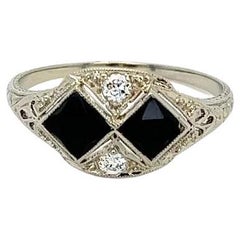 Retro Art Deco Diamond and Onyx Engraved Gold Ring