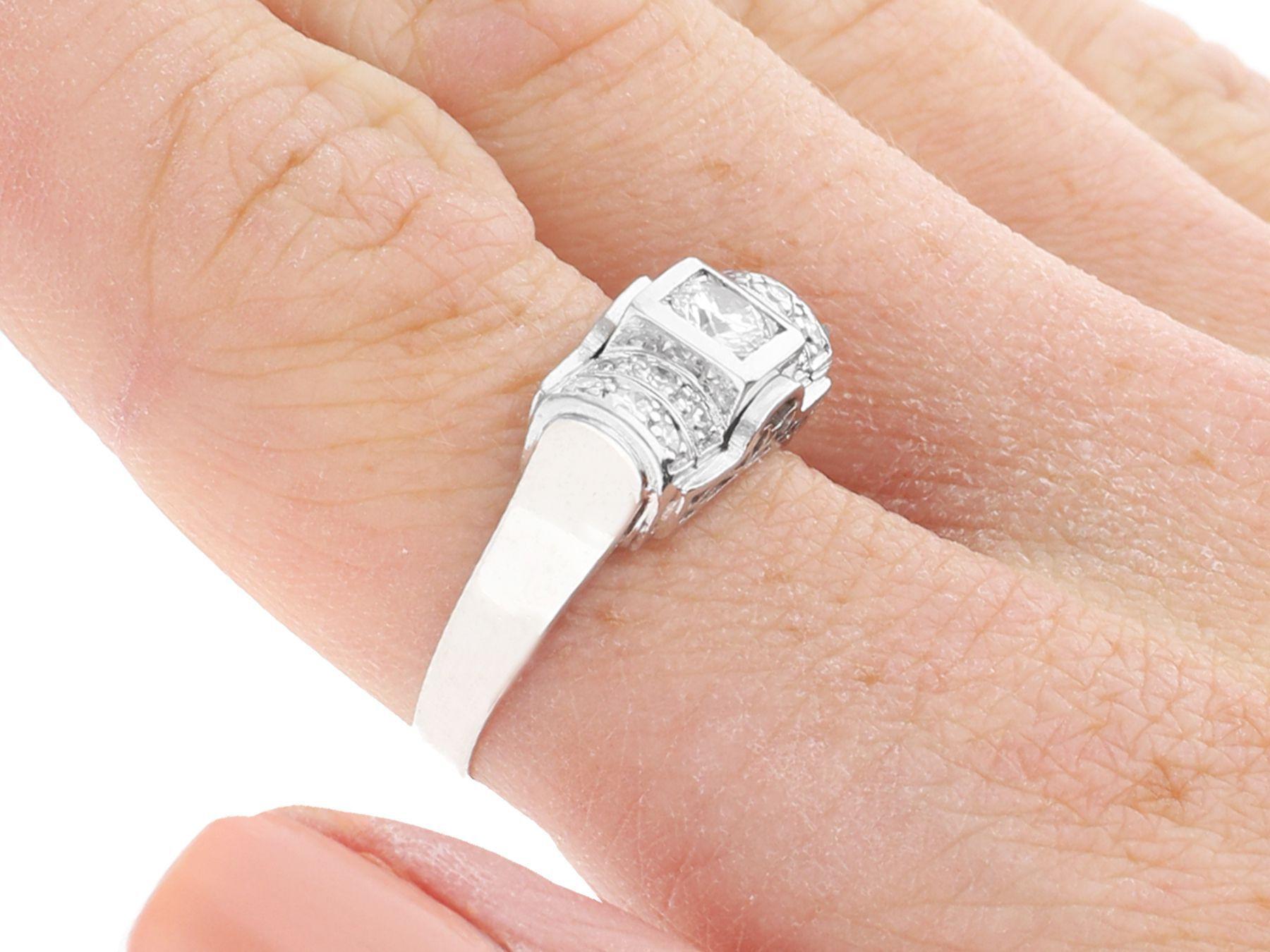 Art-Déco-Ring aus Platin mit Diamanten und Platin, 1950er Jahre im Angebot 2