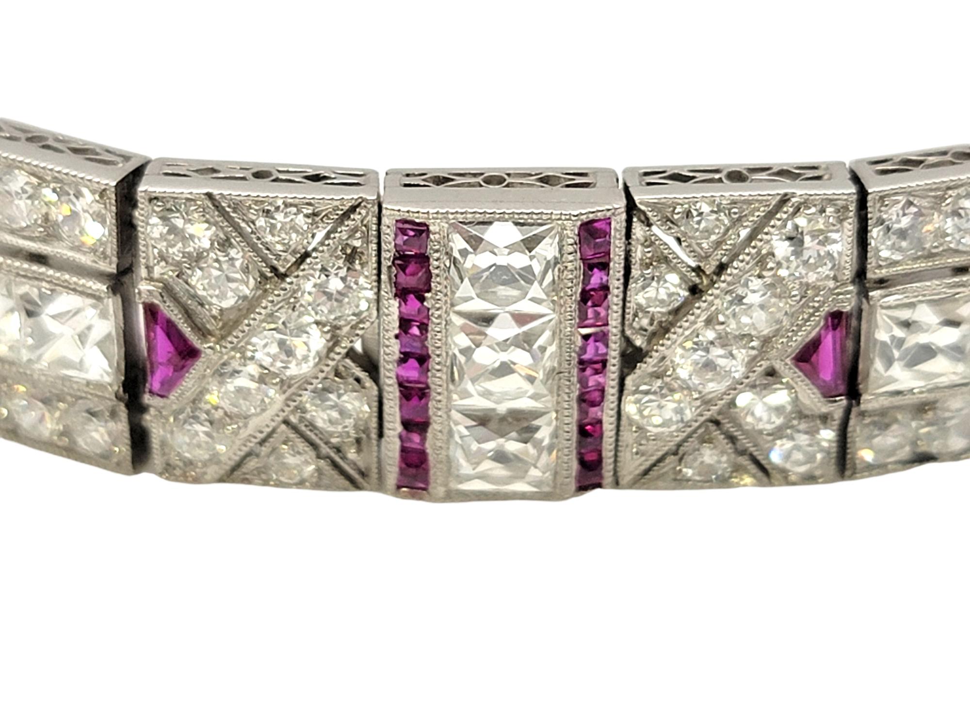 Diamant- und Rubin-Armband im Vintage-Stil, 14,64 Karat, geometrisches Muster, Art déco (Französischer Schliff) im Angebot