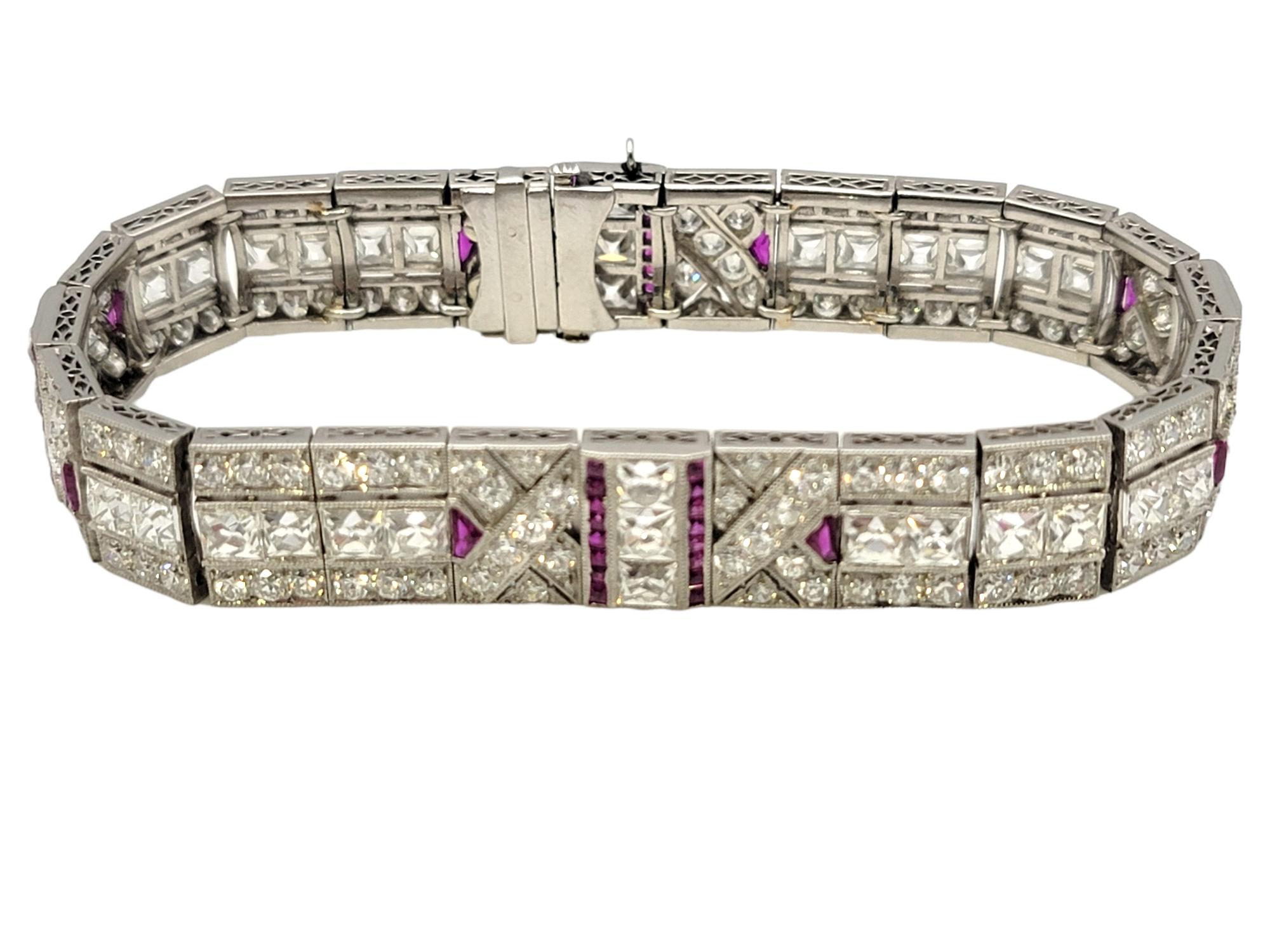 Diamant- und Rubin-Armband im Vintage-Stil, 14,64 Karat, geometrisches Muster, Art déco im Zustand „Gut“ im Angebot in Scottsdale, AZ