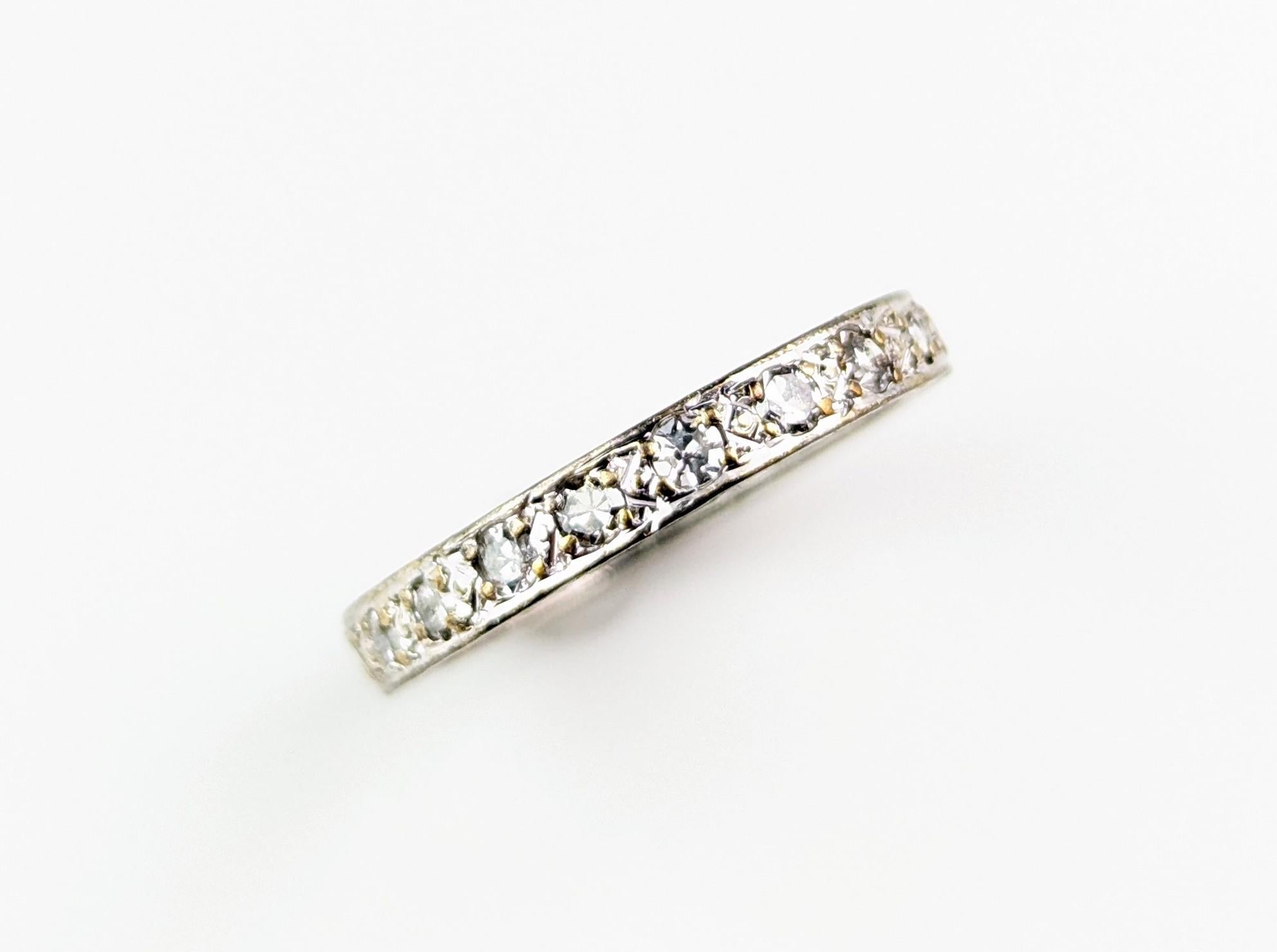 Vintage Art Deco Diamond eternity ring, 18k White gold  For Sale 11