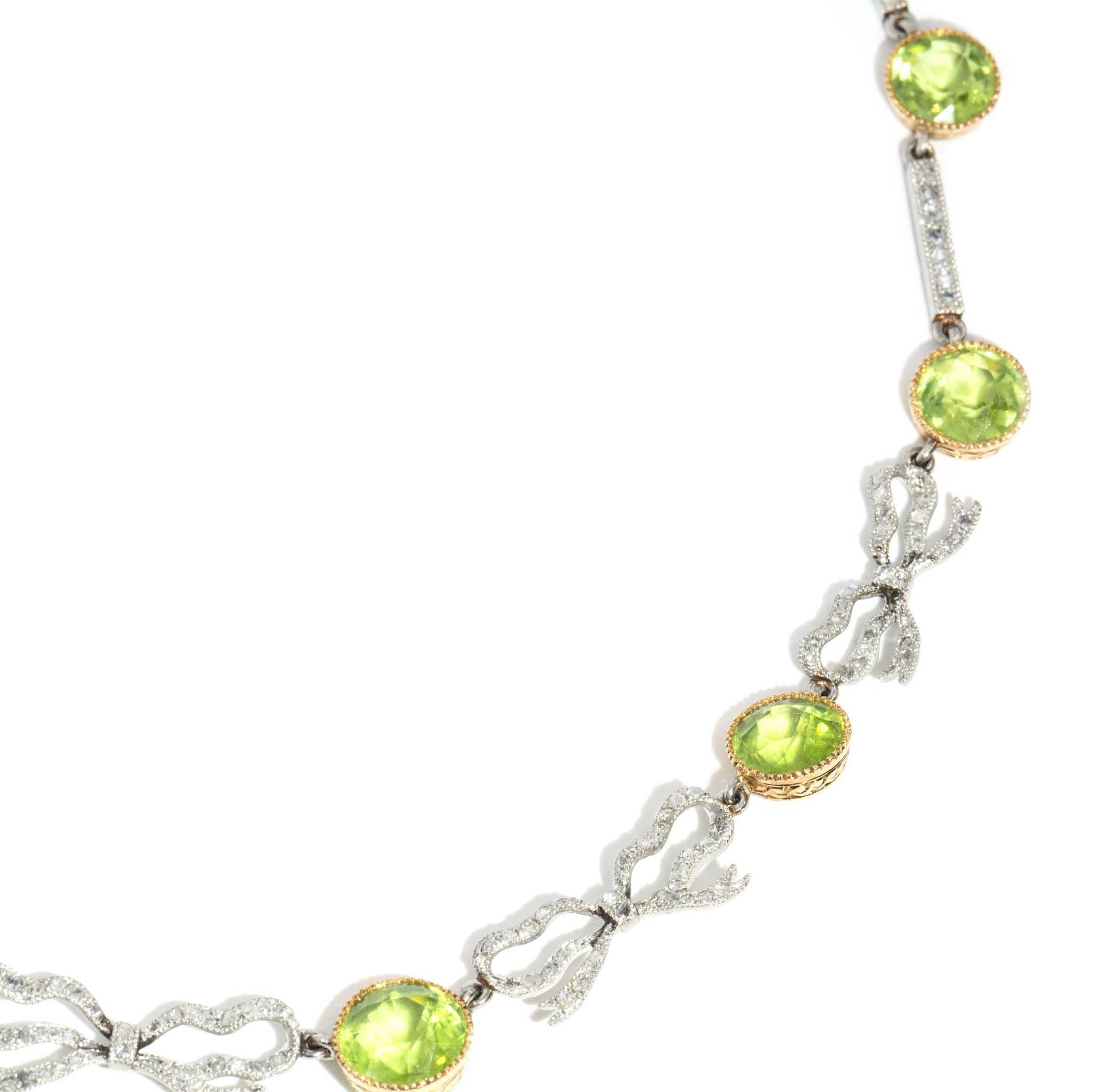 Women's Vintage Art Deco Diamond & Peridot Bar & Bow Link Necklace 18ct & Platinum For Sale