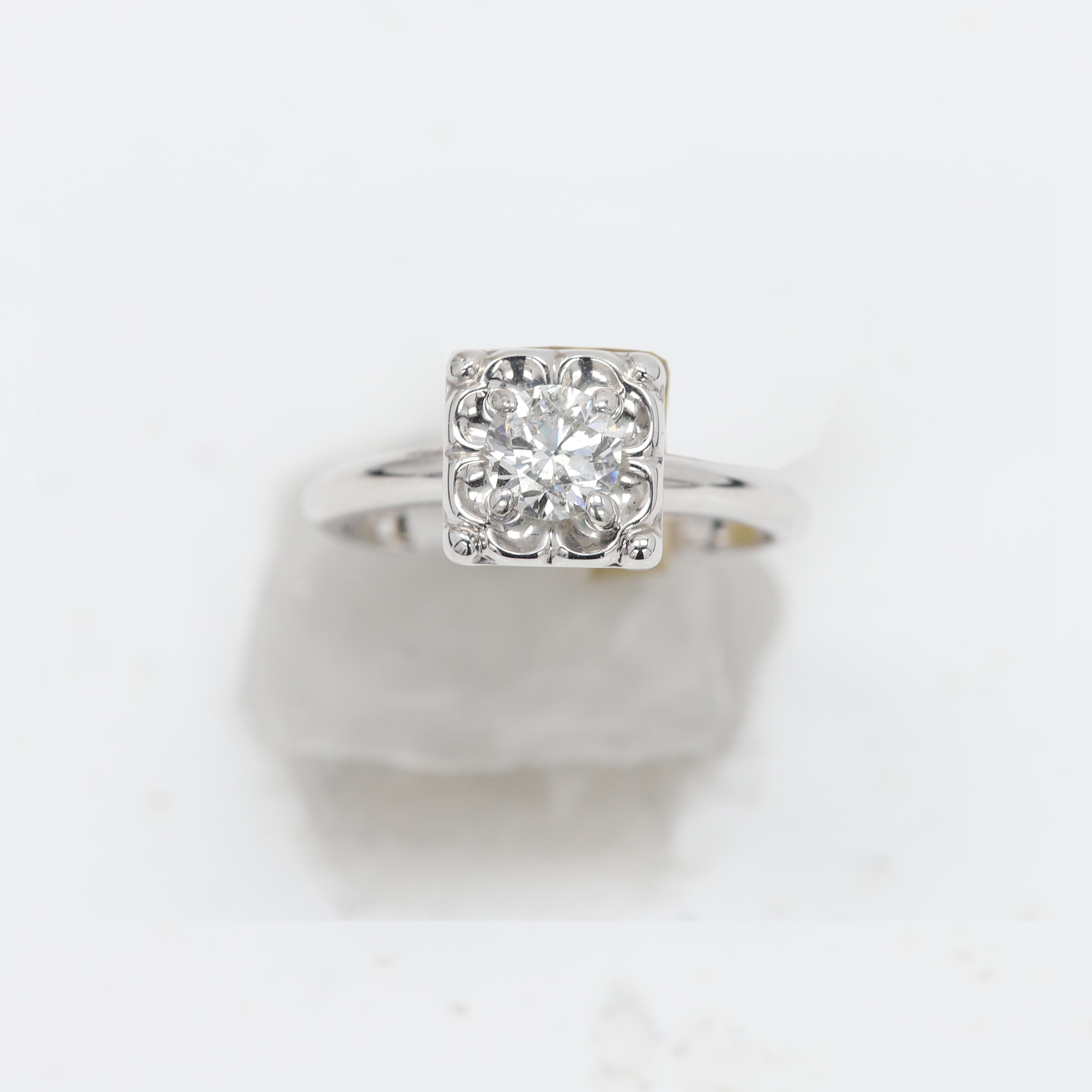 Vintage Art Deco Diamond Ring 14 Karat White Gold Round Diamond GH-SI For Sale 2