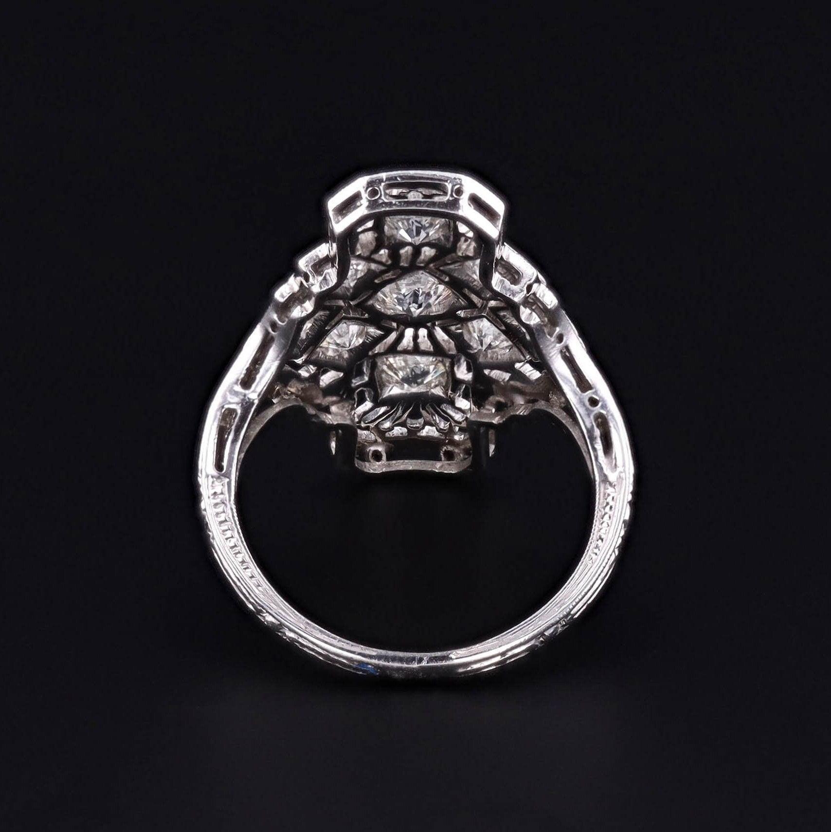 Taglio brillante Anello con diamante Art of Vintage in platino in vendita
