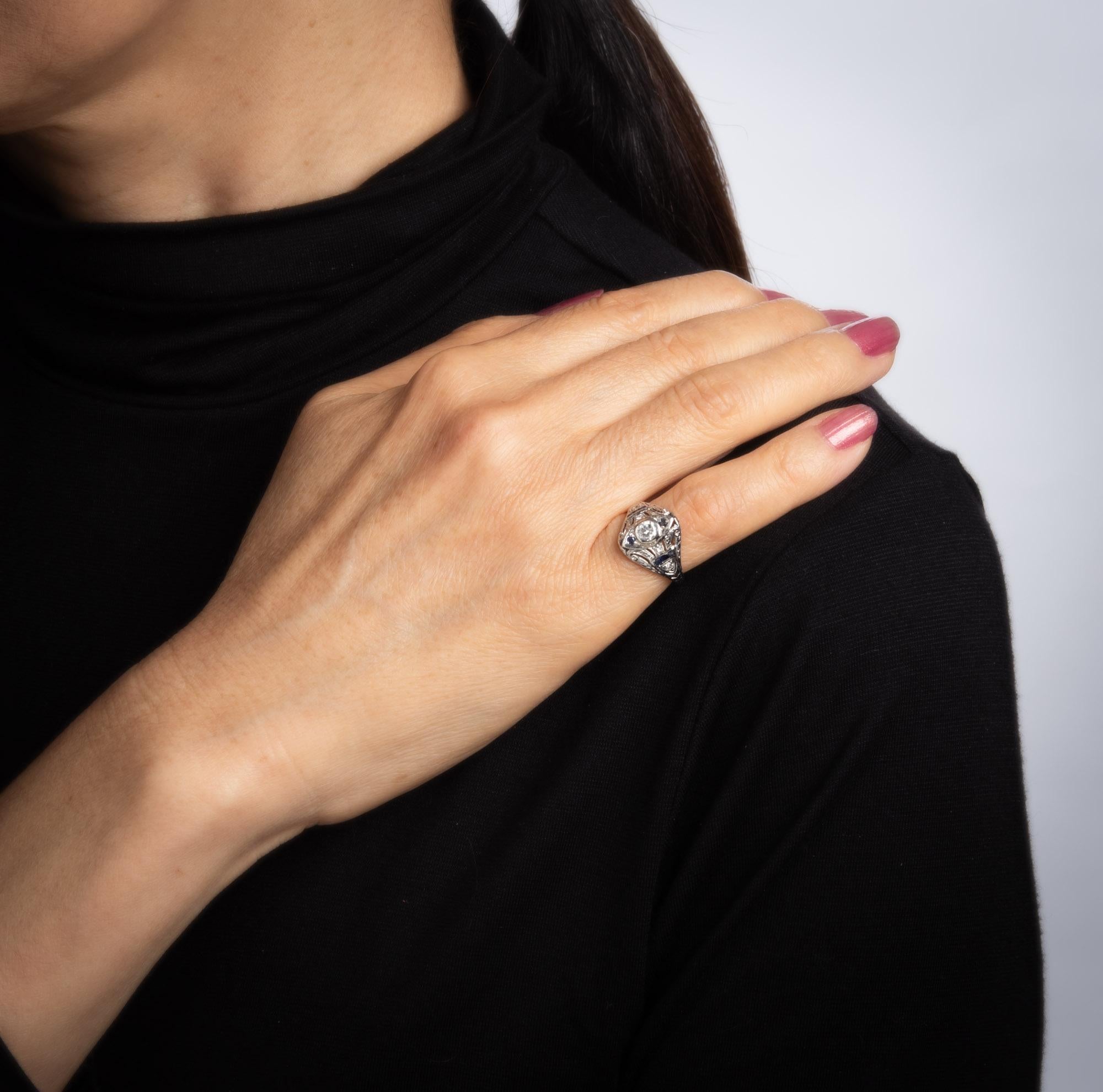 Women's Vintage Art Deco Diamond Sapphire Ring Platinum Filigree Estate Fine Jewelry