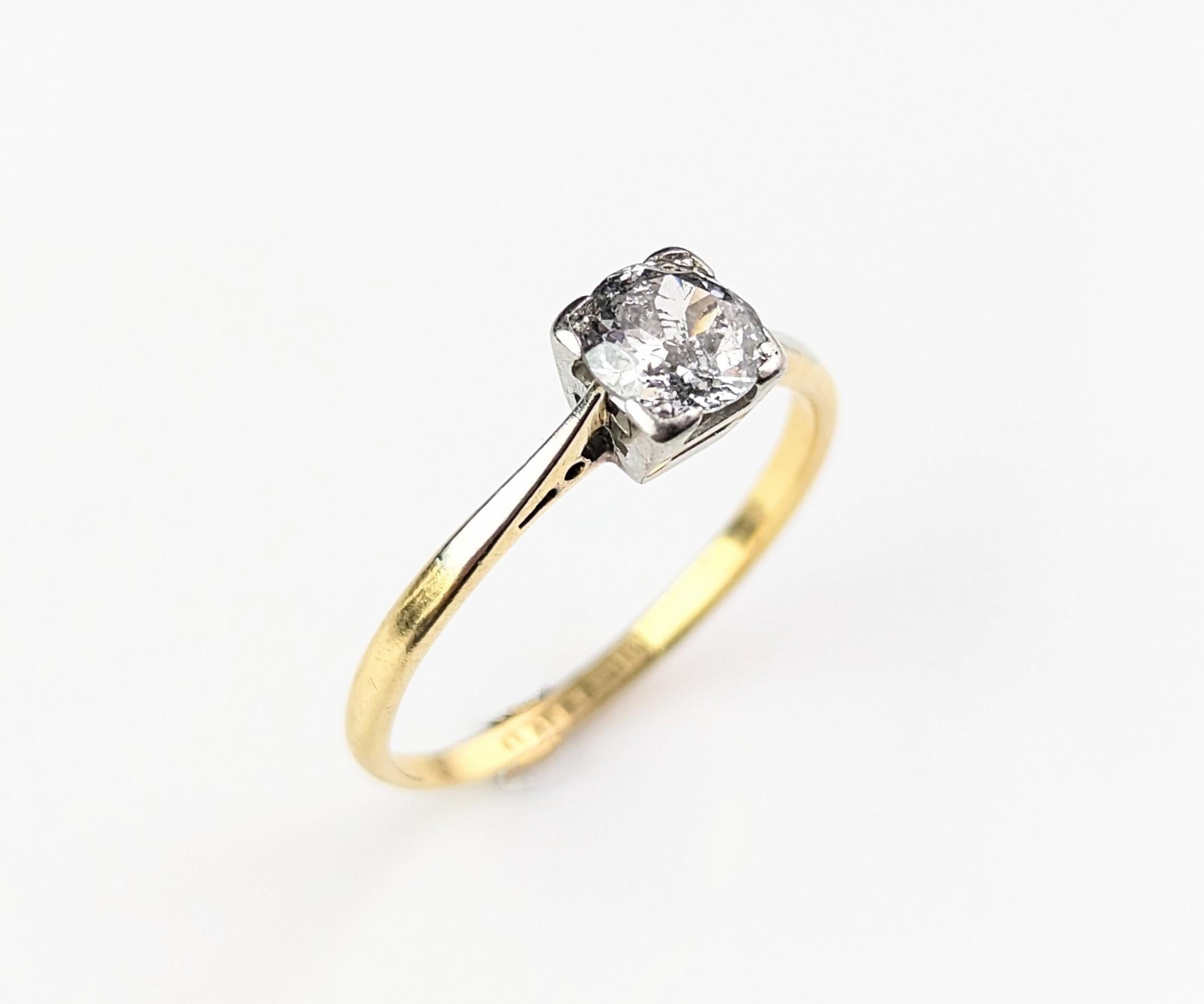 Vintage Art Deco Diamond solitaire ring, Engagement ring, 18k gold and platinum  For Sale 5