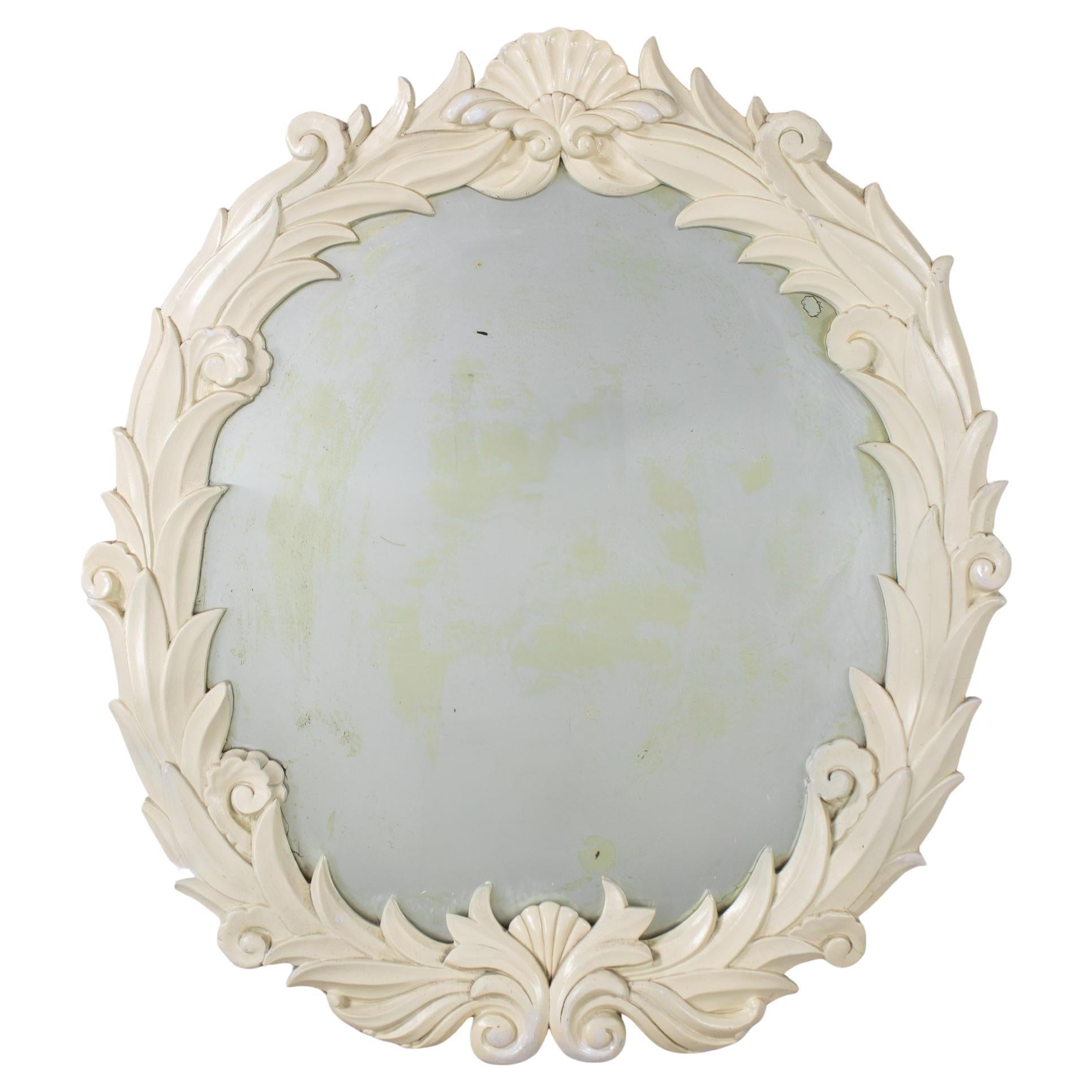 Vintage Deco Mirror in gesso con cornice rotonda e fogliame stile Serge Roche