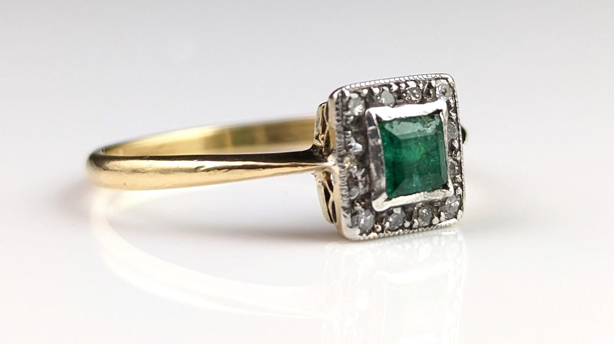 Vintage Art Deco Emerald and Diamond Ring, 18k Gold and Platinum 10