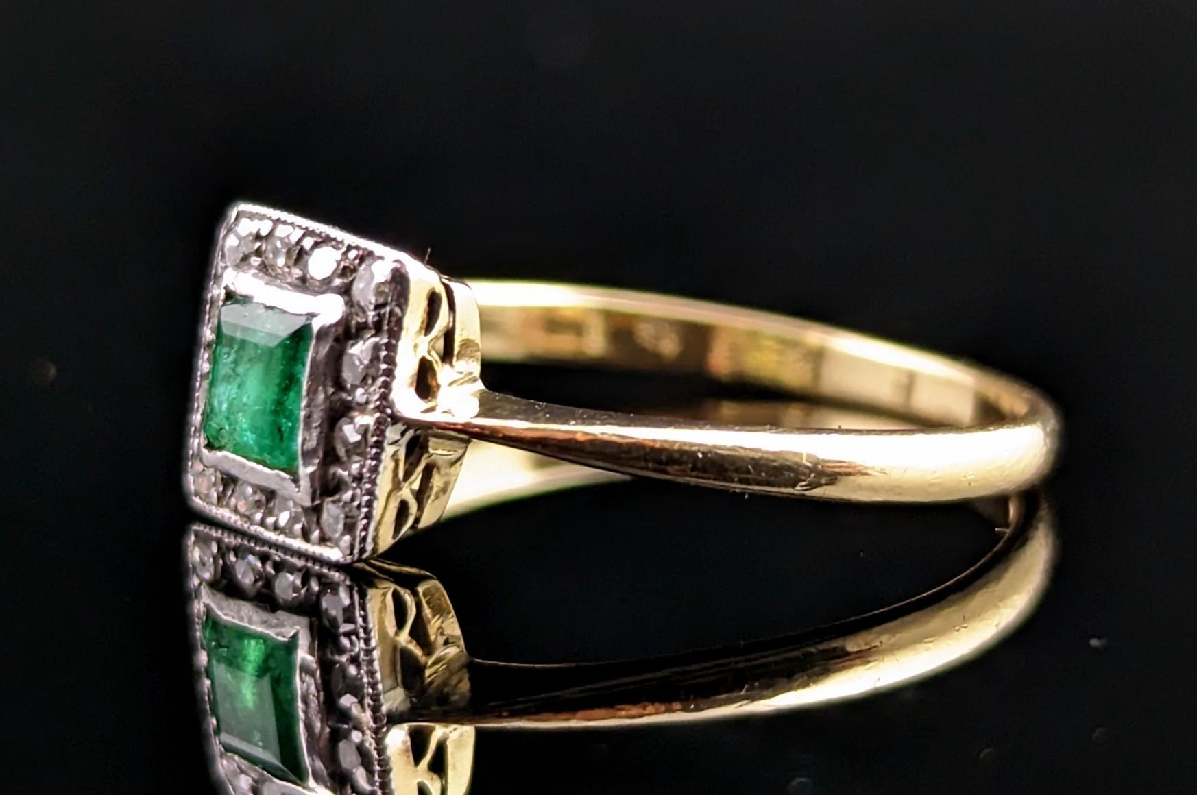 Vintage Art Deco Emerald and Diamond Ring, 18k Gold and Platinum In Fair Condition In NEWARK, GB