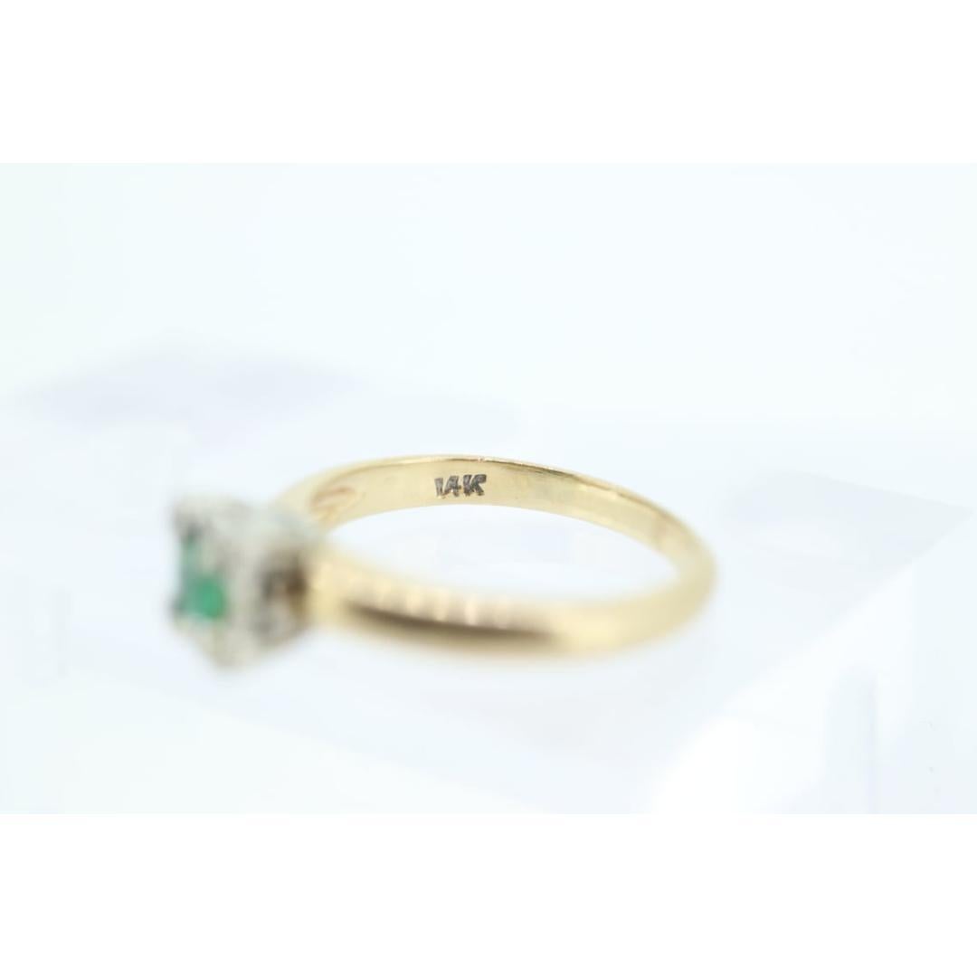 Anillo Art Decó Vintage de filigrana con solitario de esmeralda. Cuadrado de esmeralda de oro de 14k en venta 1