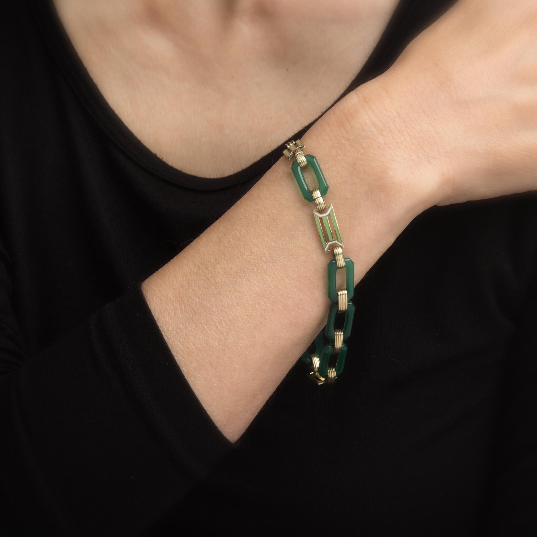 Art Deco Enamel Bracelet Chrysoprase 14 Karat Gold Green Square Links Jewelry In Good Condition In Torrance, CA
