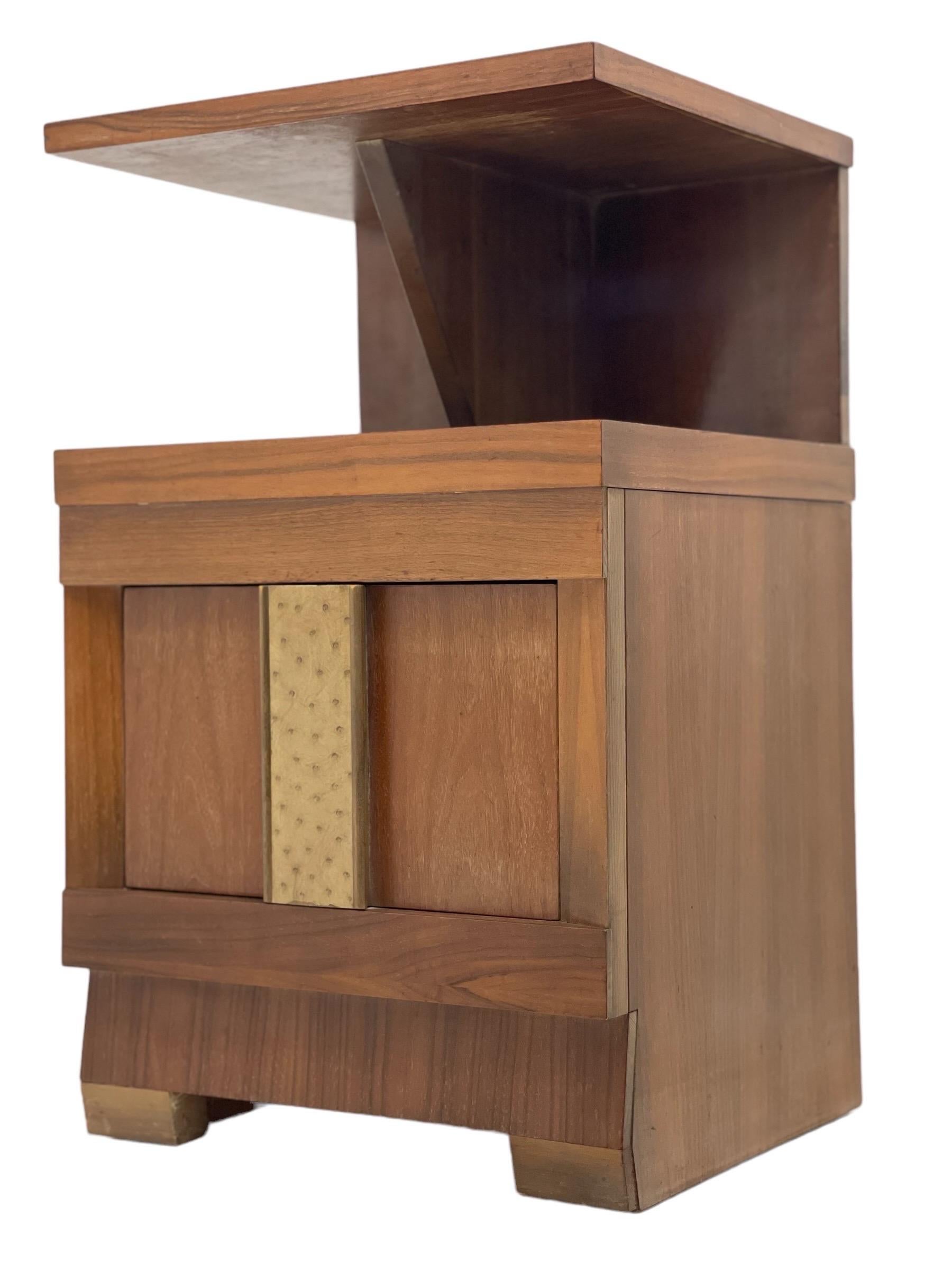 Vintage Art Deco Beistelltisch oder Akzenttisch mit einer Schublade im Angebot 2