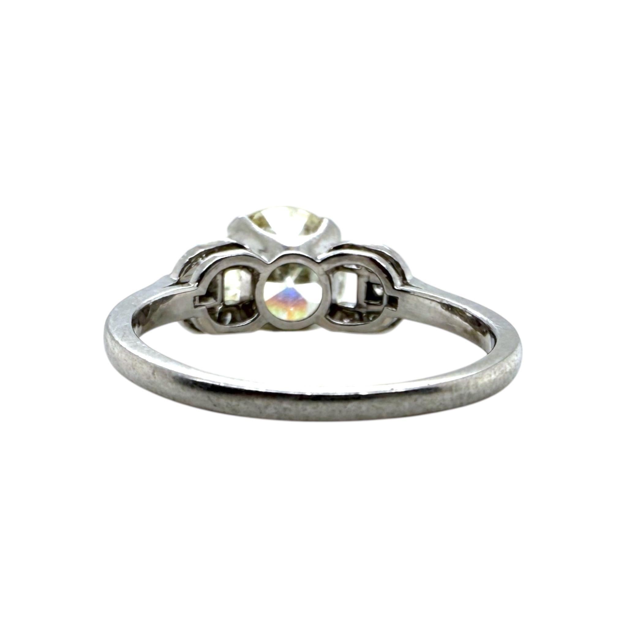 Anello di fidanzamento con diamante d'epoca in stile Art Deco da 2,19 carati con taglio europeo GIA in vendita 2