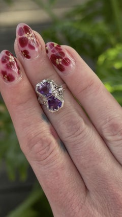 Anillo vintage de amatista de la época Art Decó de oro blanco de 14 quilates
