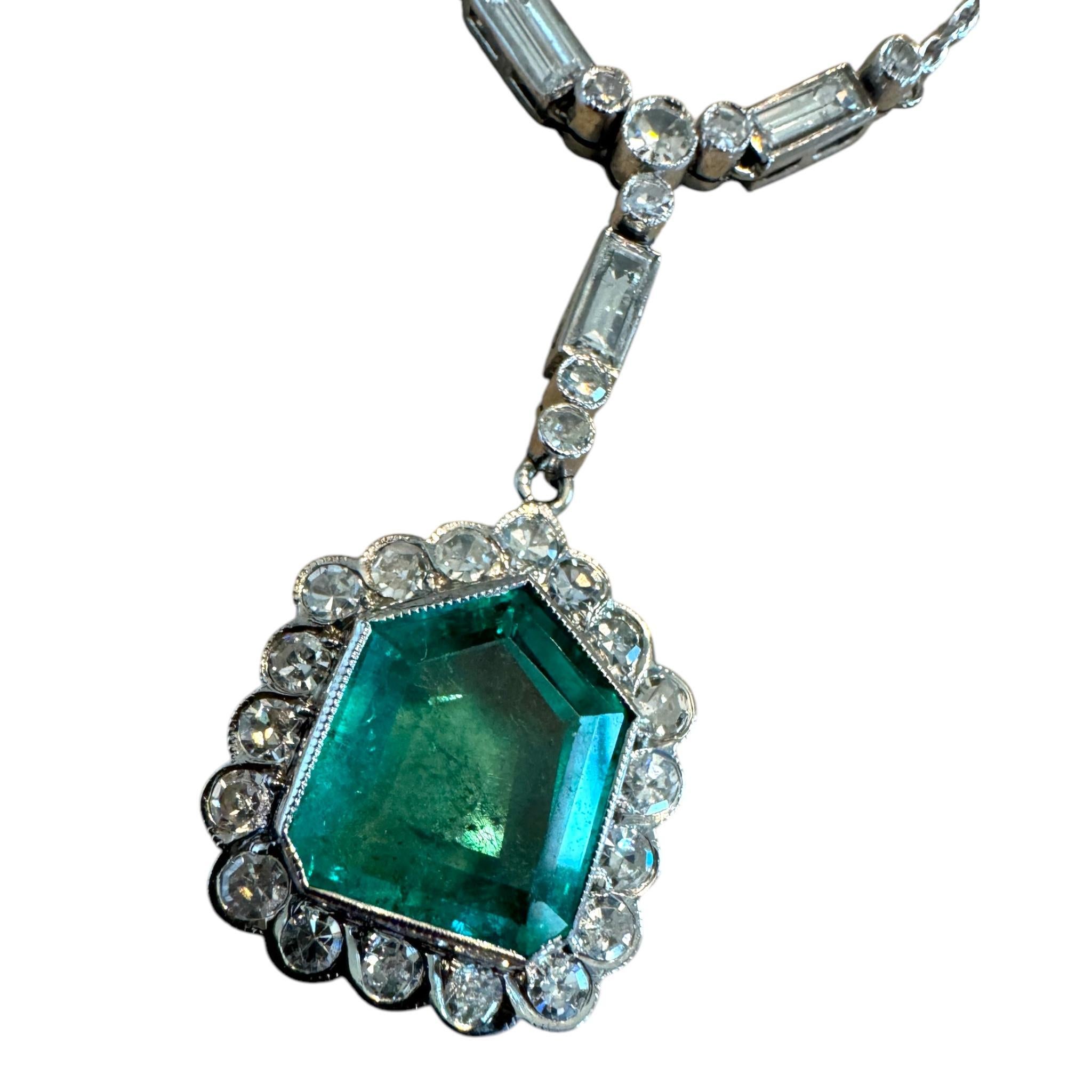 Vintage Art Deco Era Colombian Emerald & Diamond Necklace For Sale 1