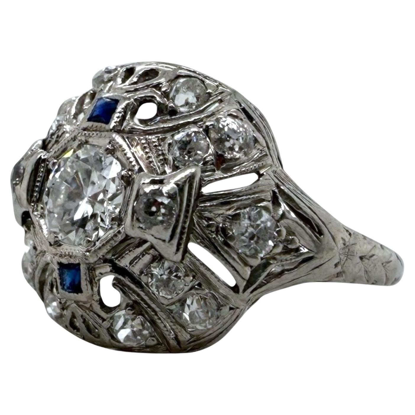 Vintage Art Deco Era Diamond & Sapphire Platinum Cocktail Ring (bague de cocktail en platine avec diamants et saphirs)