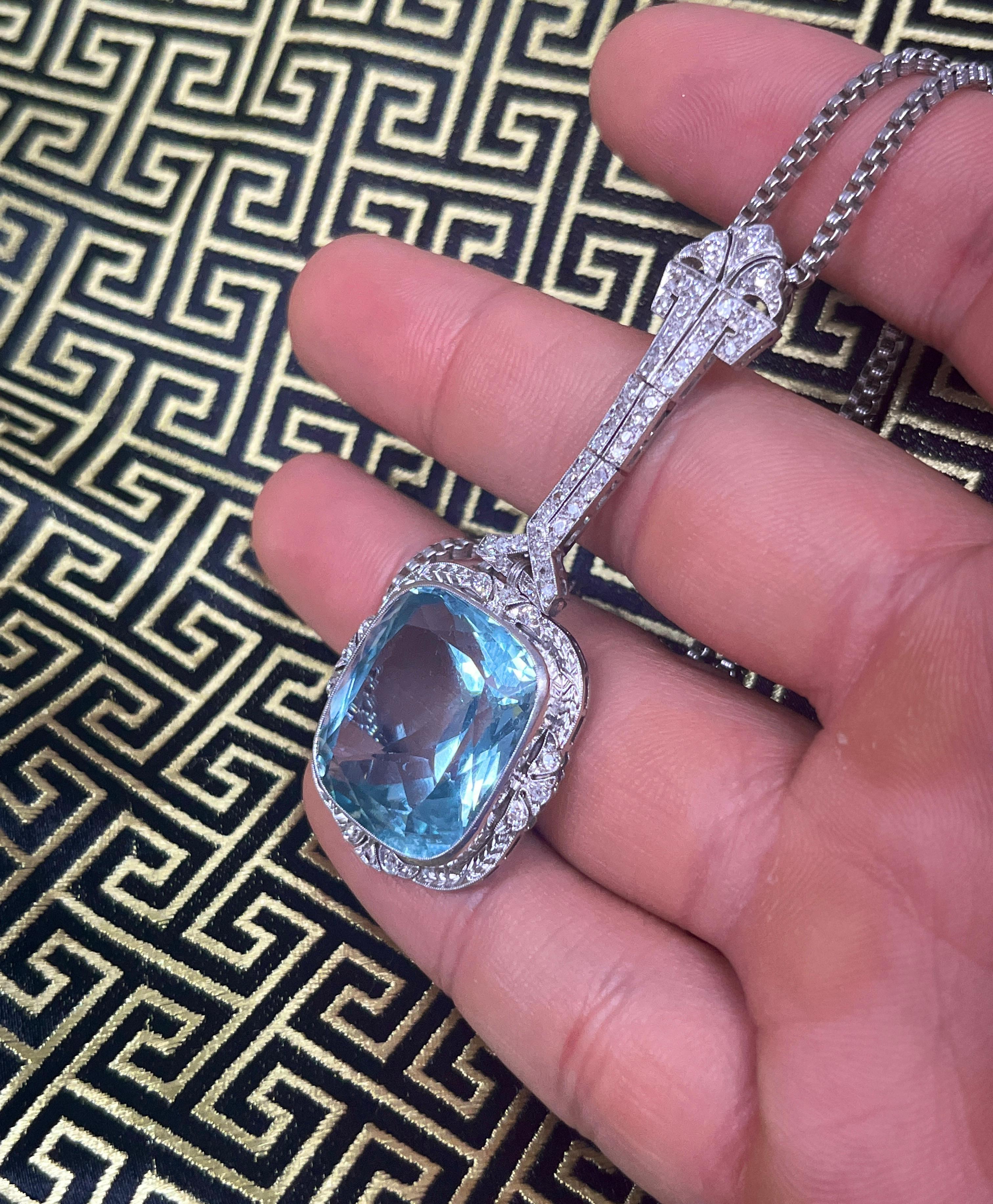 Vintage Art Deco Era GIA Certified Aquamarine and Old Euro Cut Diamond Necklace In Excellent Condition For Sale In Miami, FL