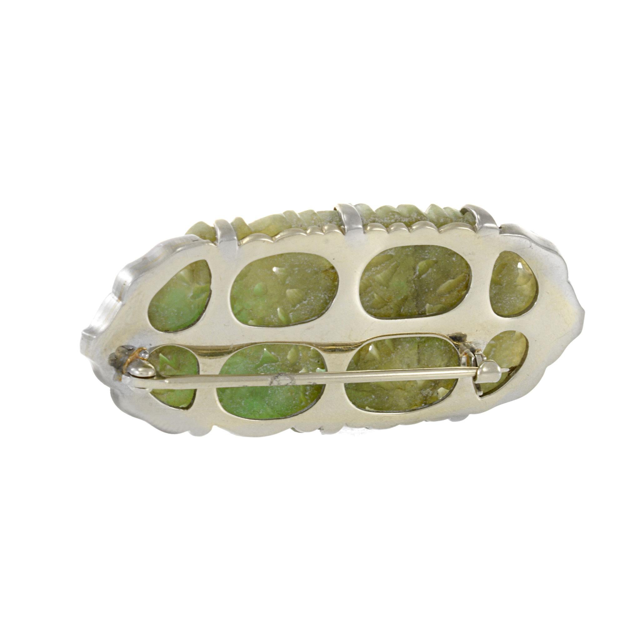 Women's or Men's Vintage Art Deco Era Platinum 18KT White Gold Genuine Jade And Diamond Brooch For Sale