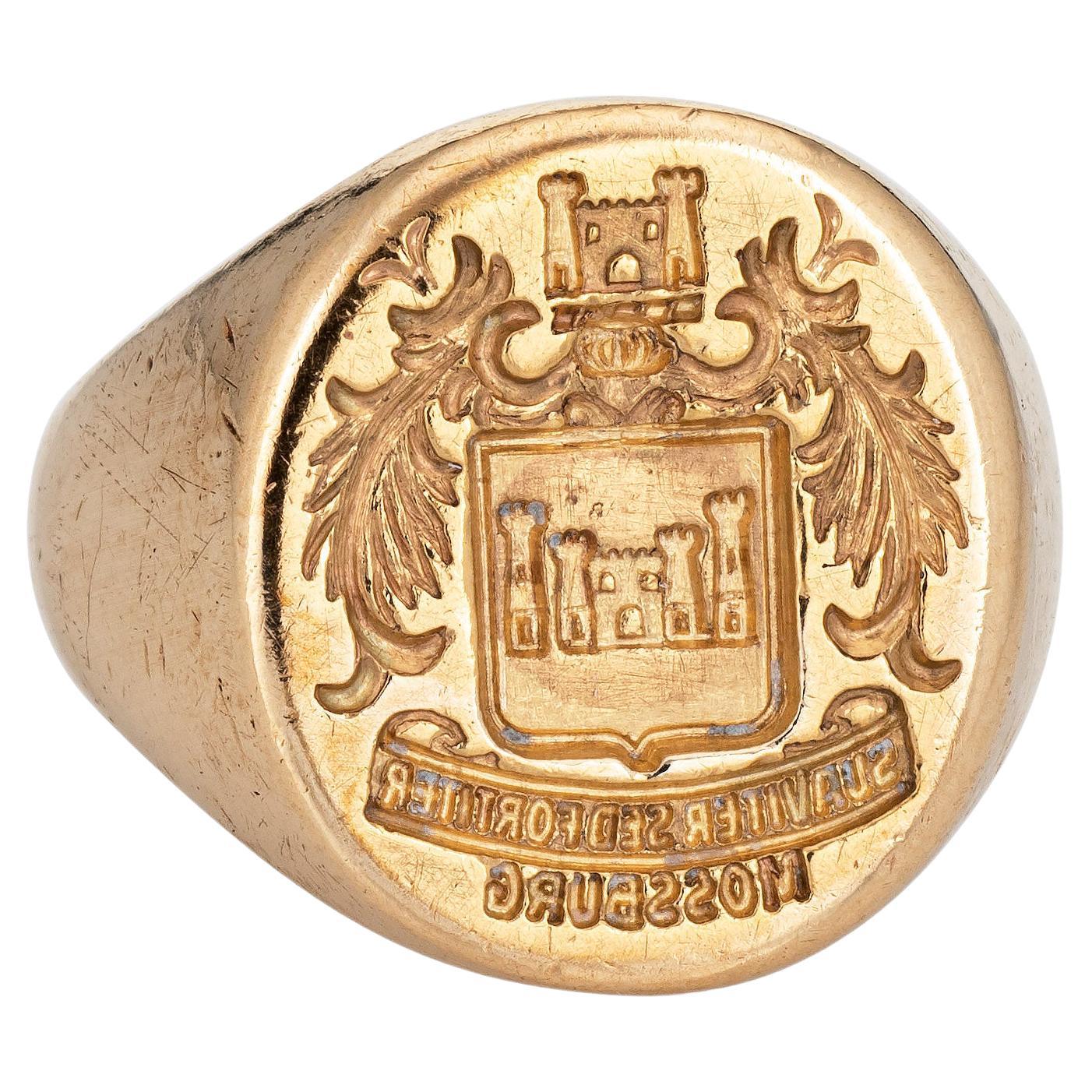 Vintage Art Deco Family Crest Signet Ring Heavy 14k Yellow Gold Jewelry For Sale