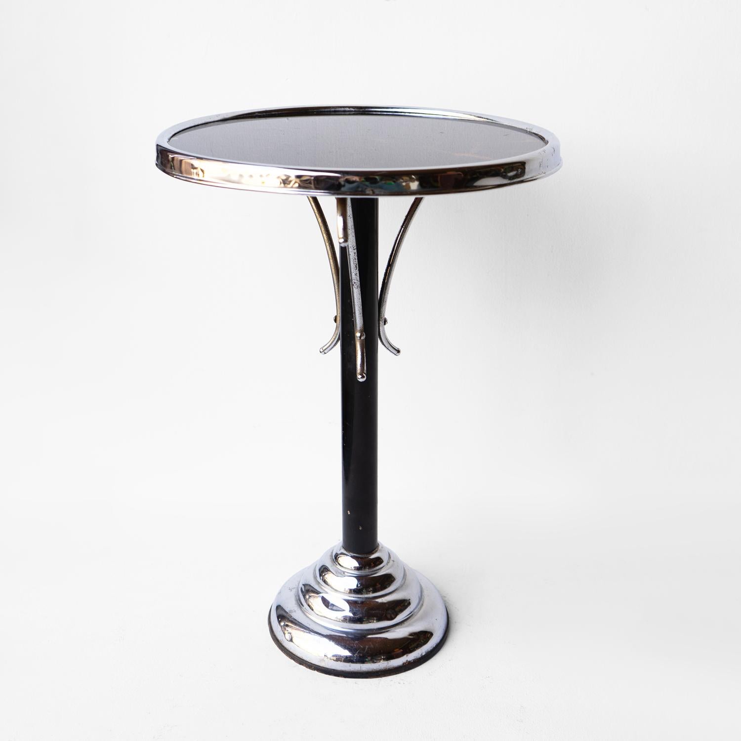 Vintage-Beistelltisch aus Schildpattglas und Chrom im Art déco-Stil, ca. 1930er Jahre (Glas)