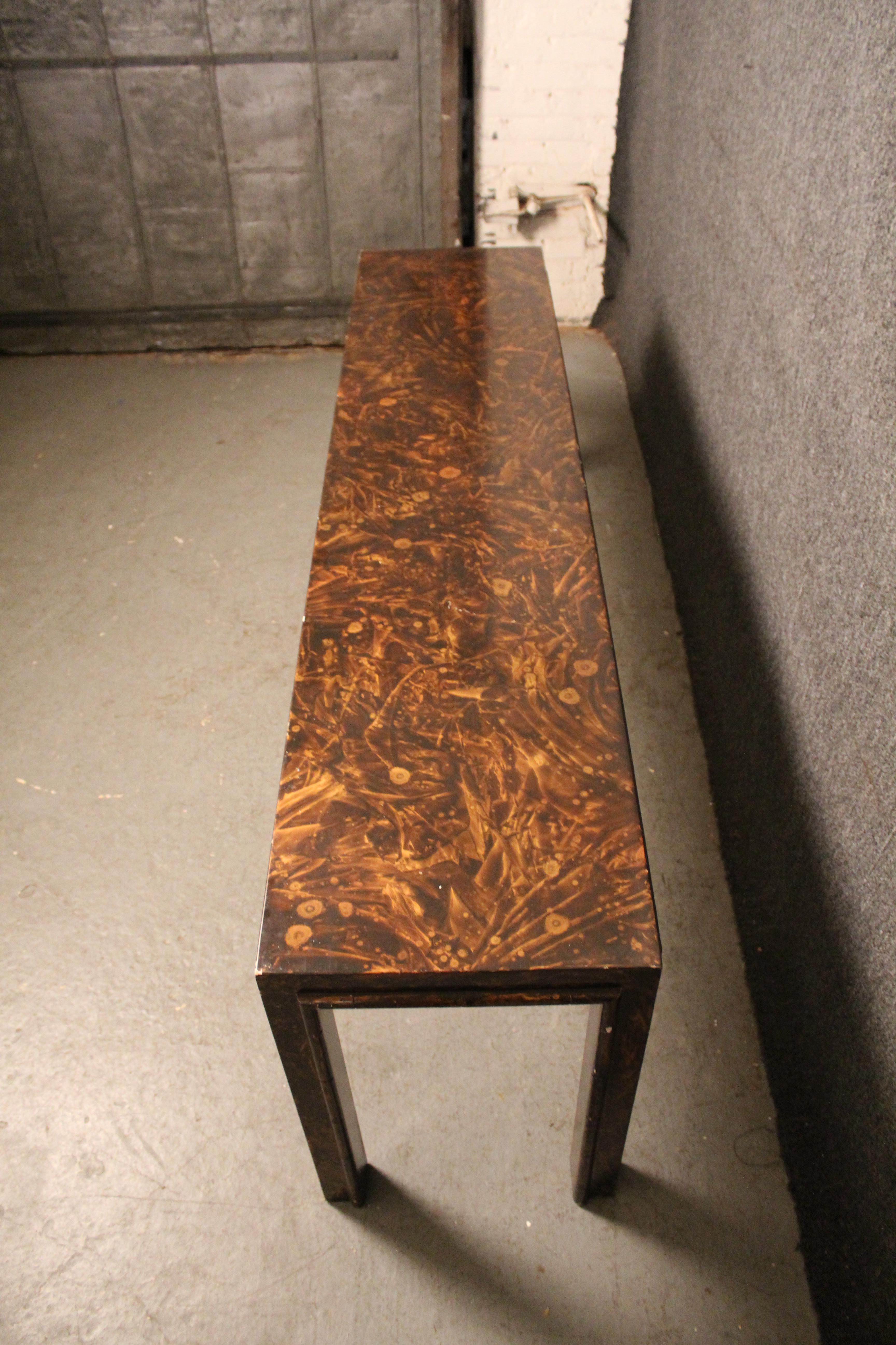 Vintage Art Deco Faux Tortoiseshell Lacquered Console Table In Good Condition For Sale In Brooklyn, NY