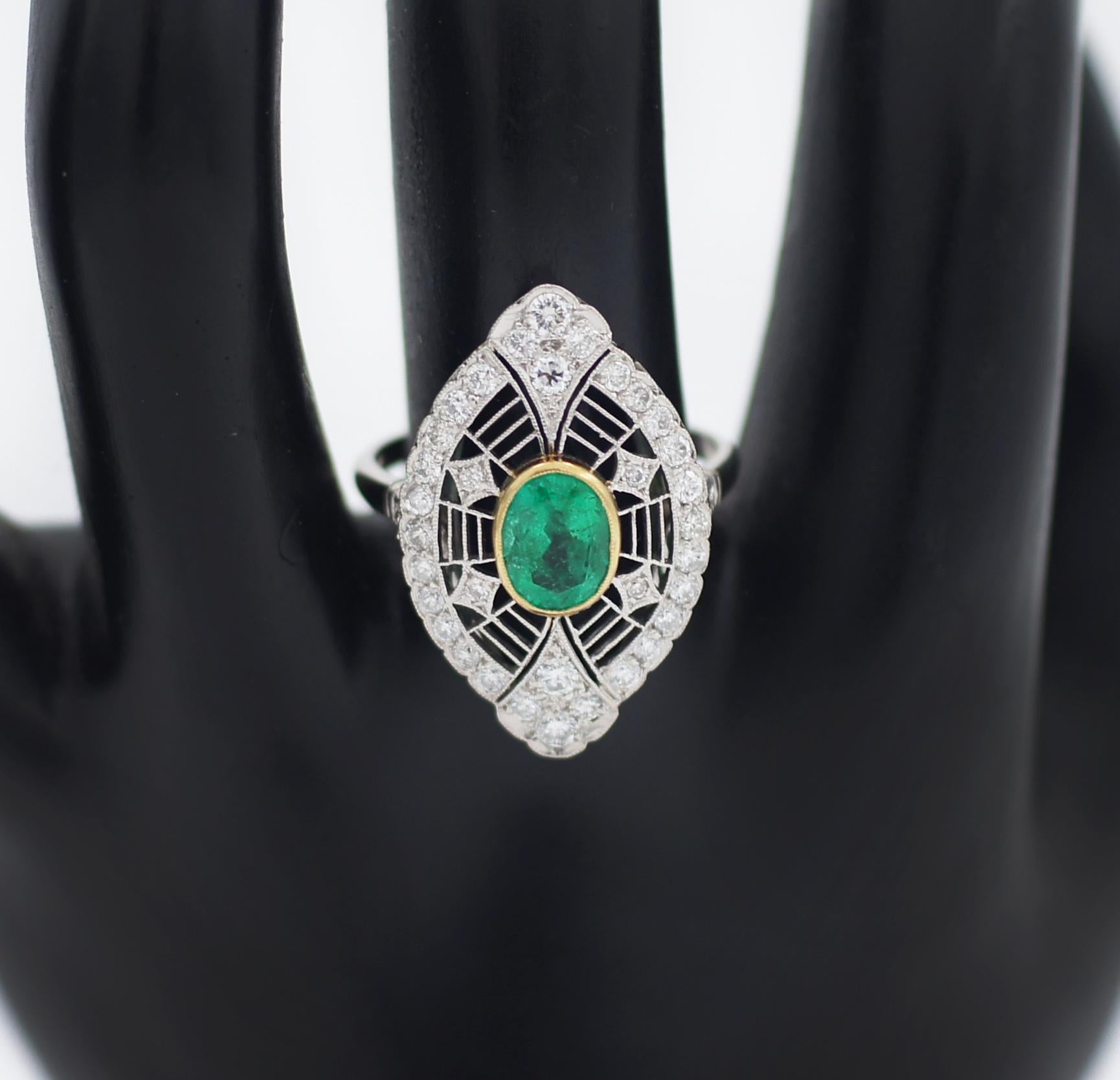 Vintage Art Deco Filigree Platinum Diamond and Emerald Necklace and Ring Set For Sale 2