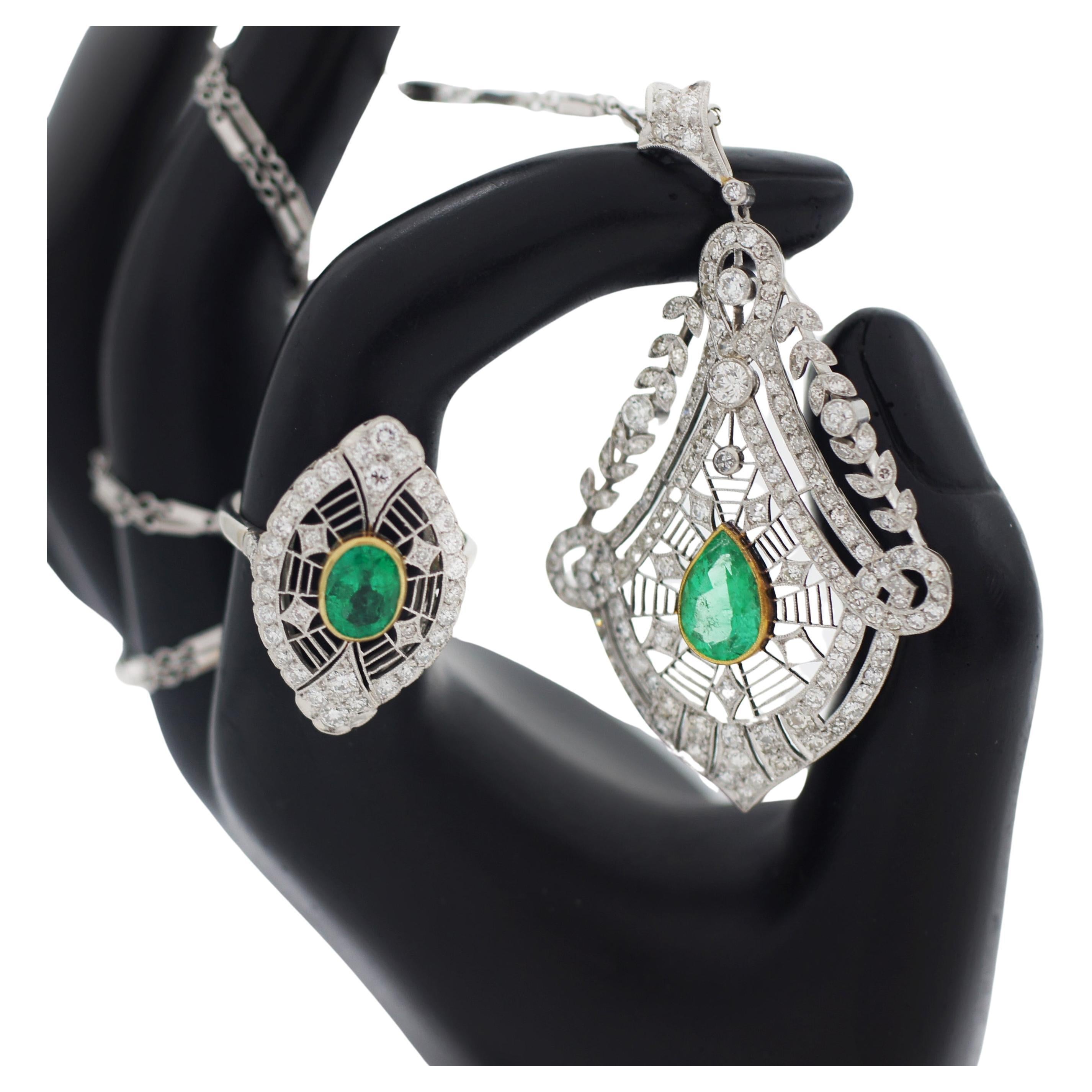 Vintage Art Deco Filigree Platinum Diamond and Emerald Necklace and Ring Set For Sale