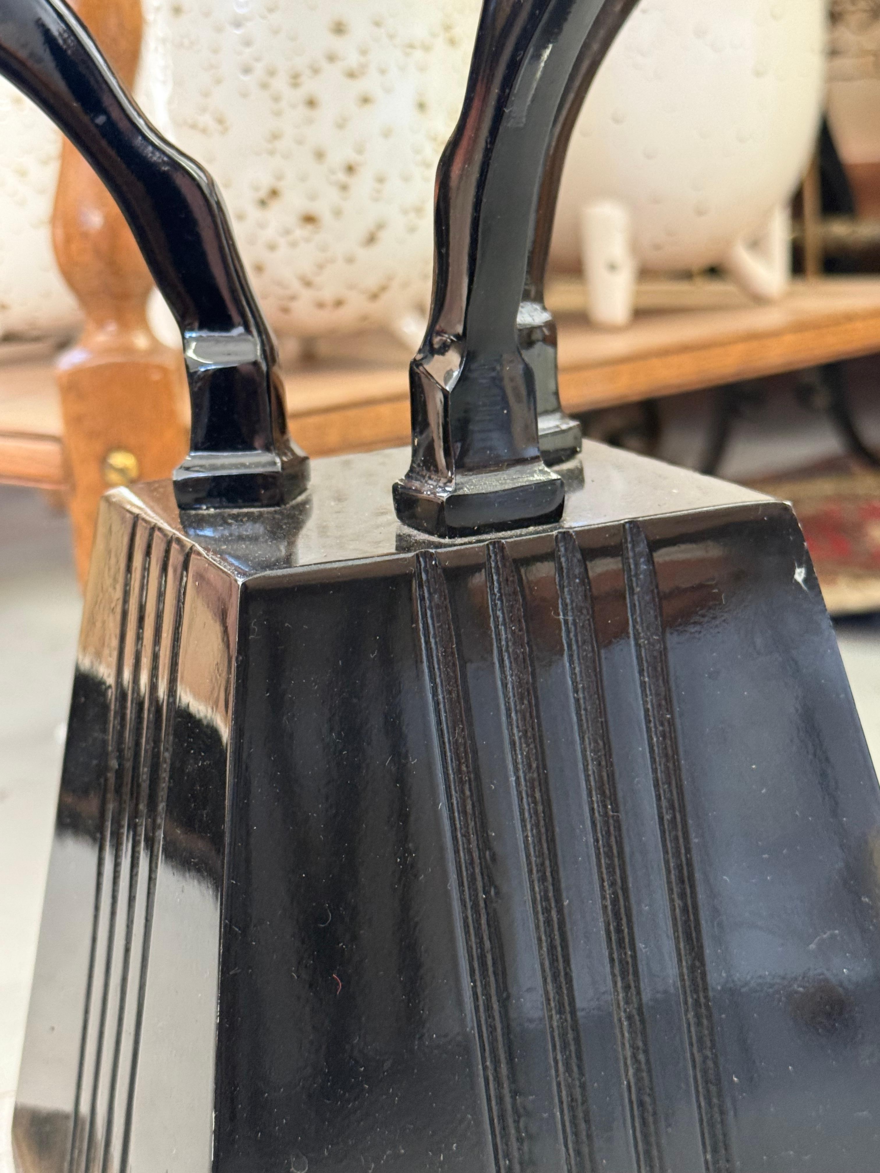 Vintage-Beistelltisch mit Glasplatte im Art-Déco- und Frankart-Stil und schwarzem und Chrom-Ton im Vintage-Stil im Angebot 4
