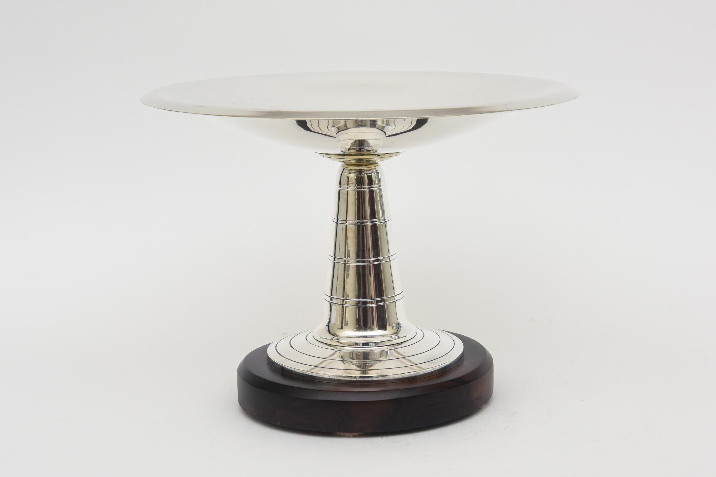 Vintage Art Deco French Silver-Plate and Rosewood Pedestal Bowl Or Serving Piece In Good Condition For Sale In North Miami, FL
