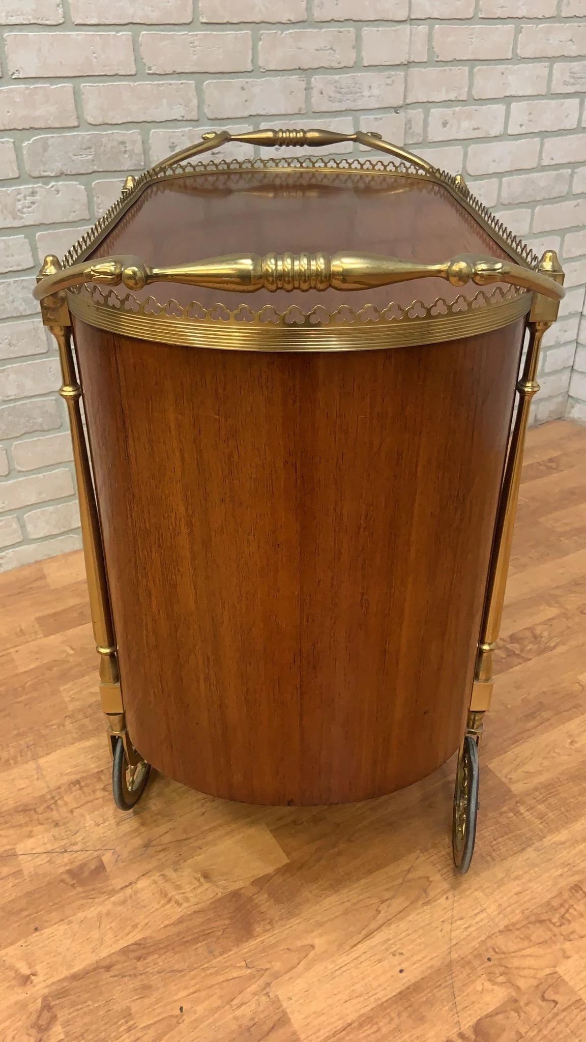 Vintage Art Deco French Style Brass & Wood Bar Cart In Good Condition For Sale In Chicago, IL
