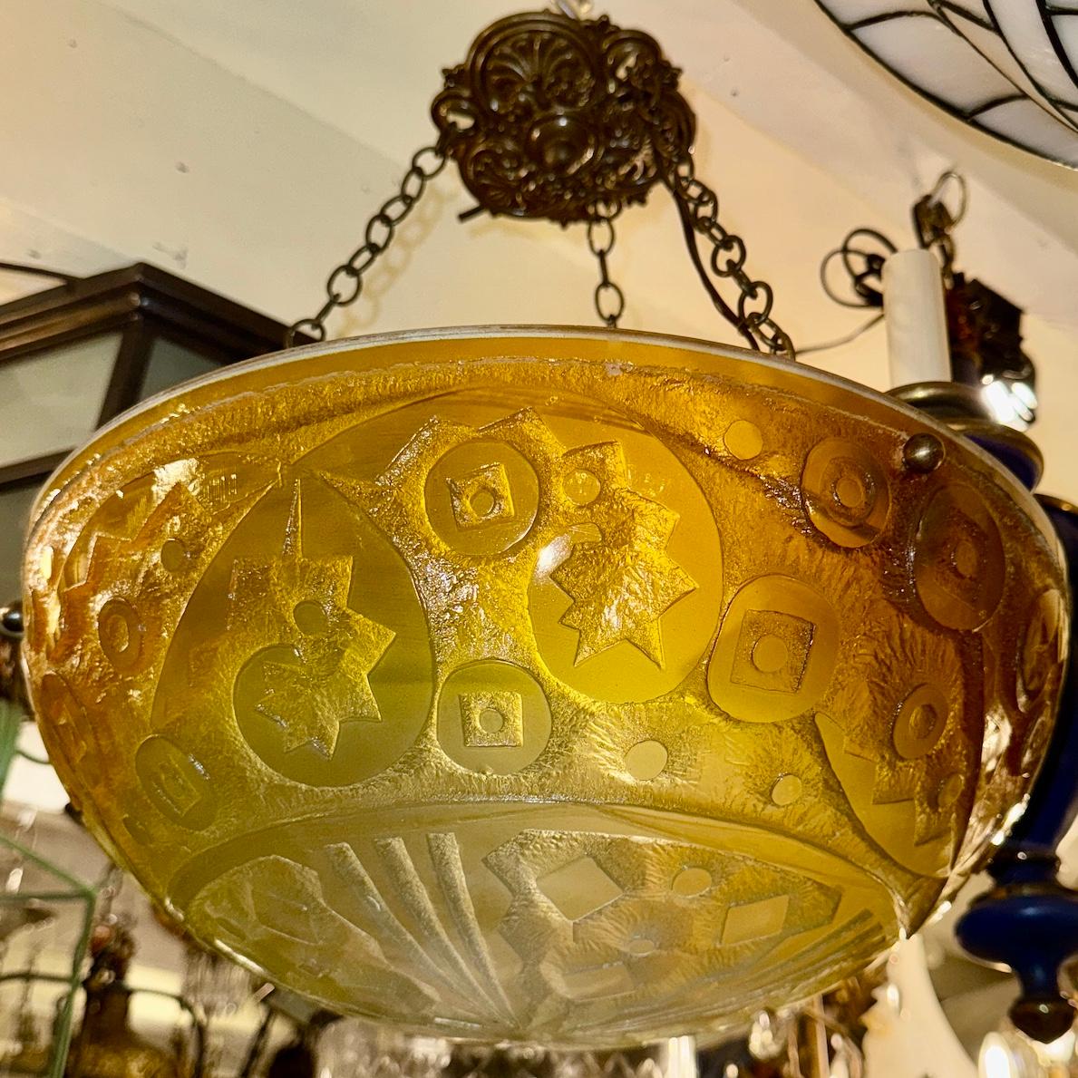 Apparecchio di illuminazione in vetro Art Deco d'epoca in vendita 3