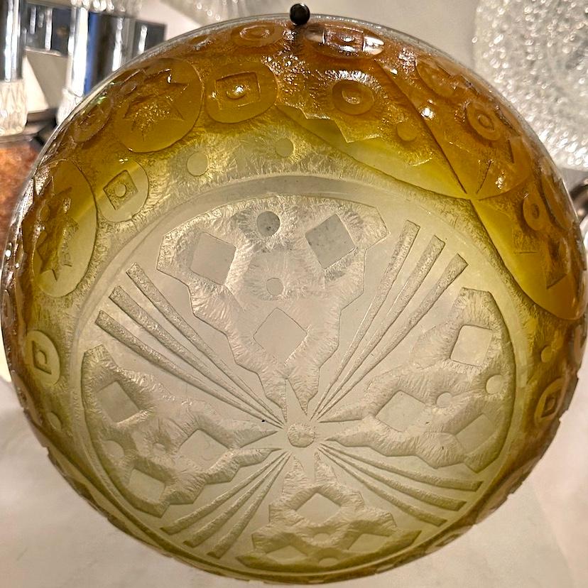 Francese Apparecchio di illuminazione in vetro Art Deco d'epoca in vendita