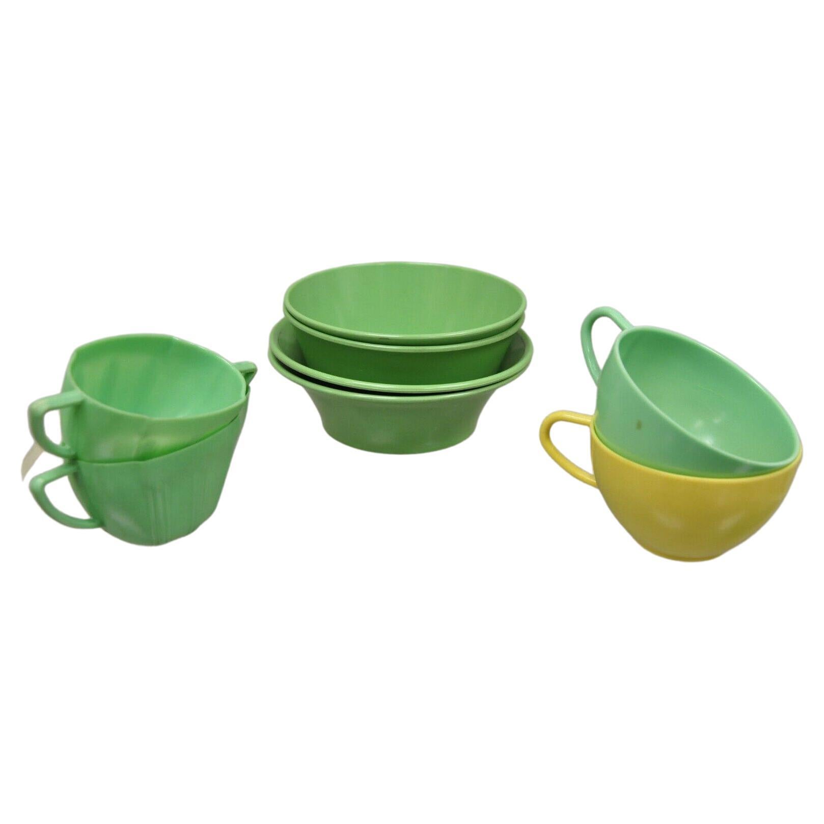 Vintage Art Deco Green & Yellow Bonny Ware Safetyware Bowl Set, 8 Pc Set For Sale