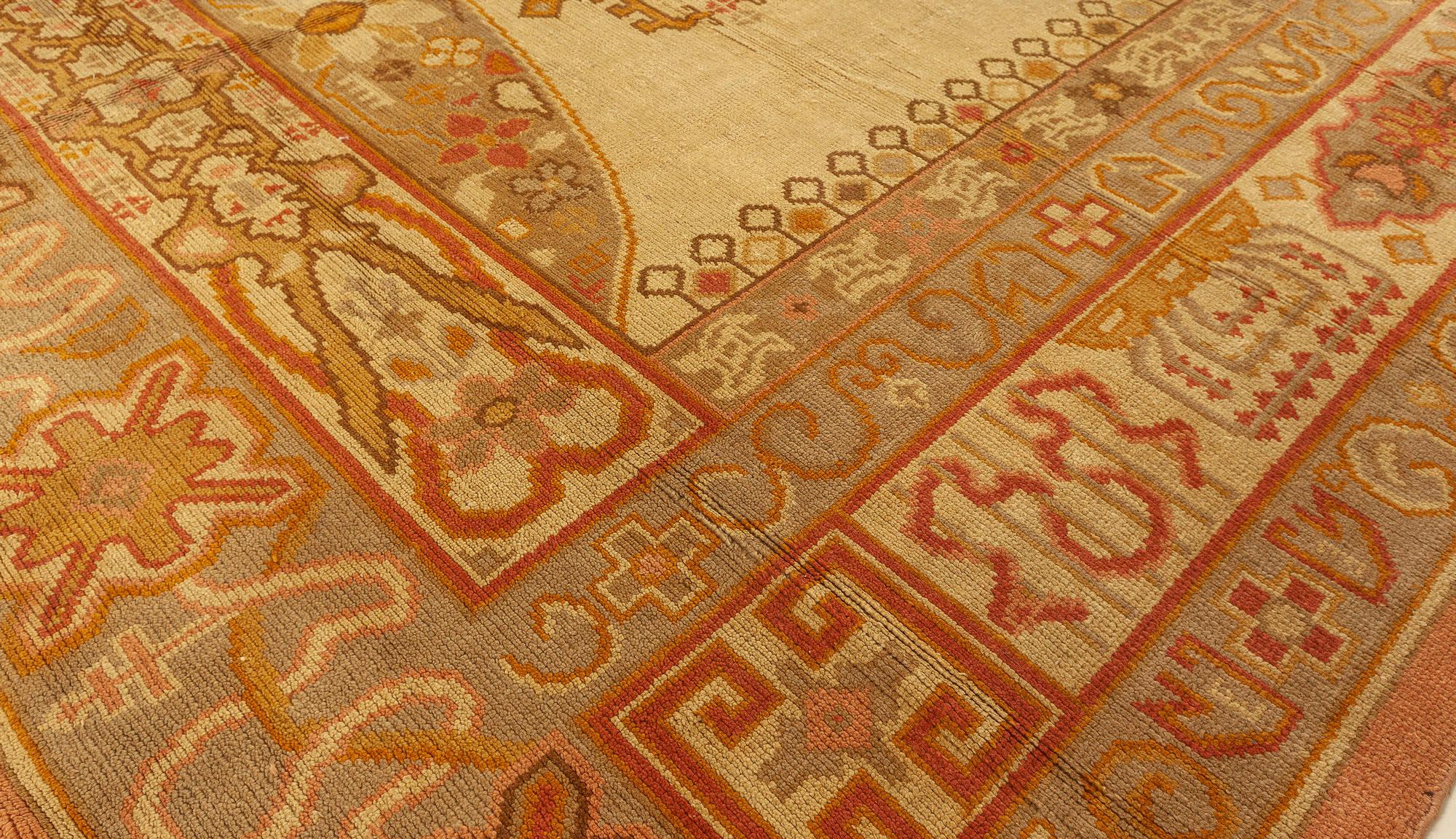 Hand-Woven Vintage Art Deco Handmade Wool Rug For Sale