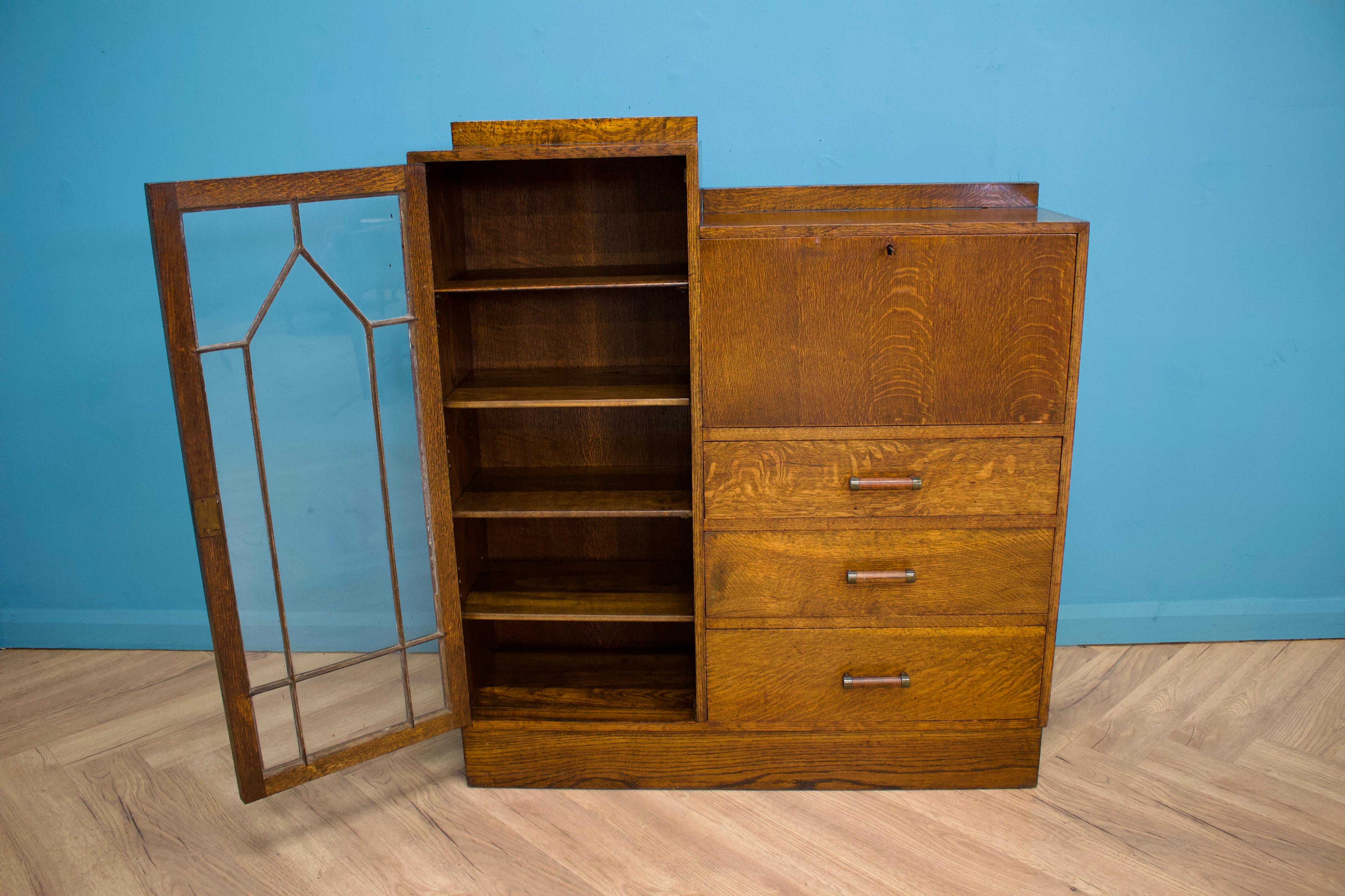 Vintage Art-Déco-Büro-Bücherregal aus Eichenholz im Heals-Stil, 1930er Jahre im Zustand „Gut“ im Angebot in South Shields, GB