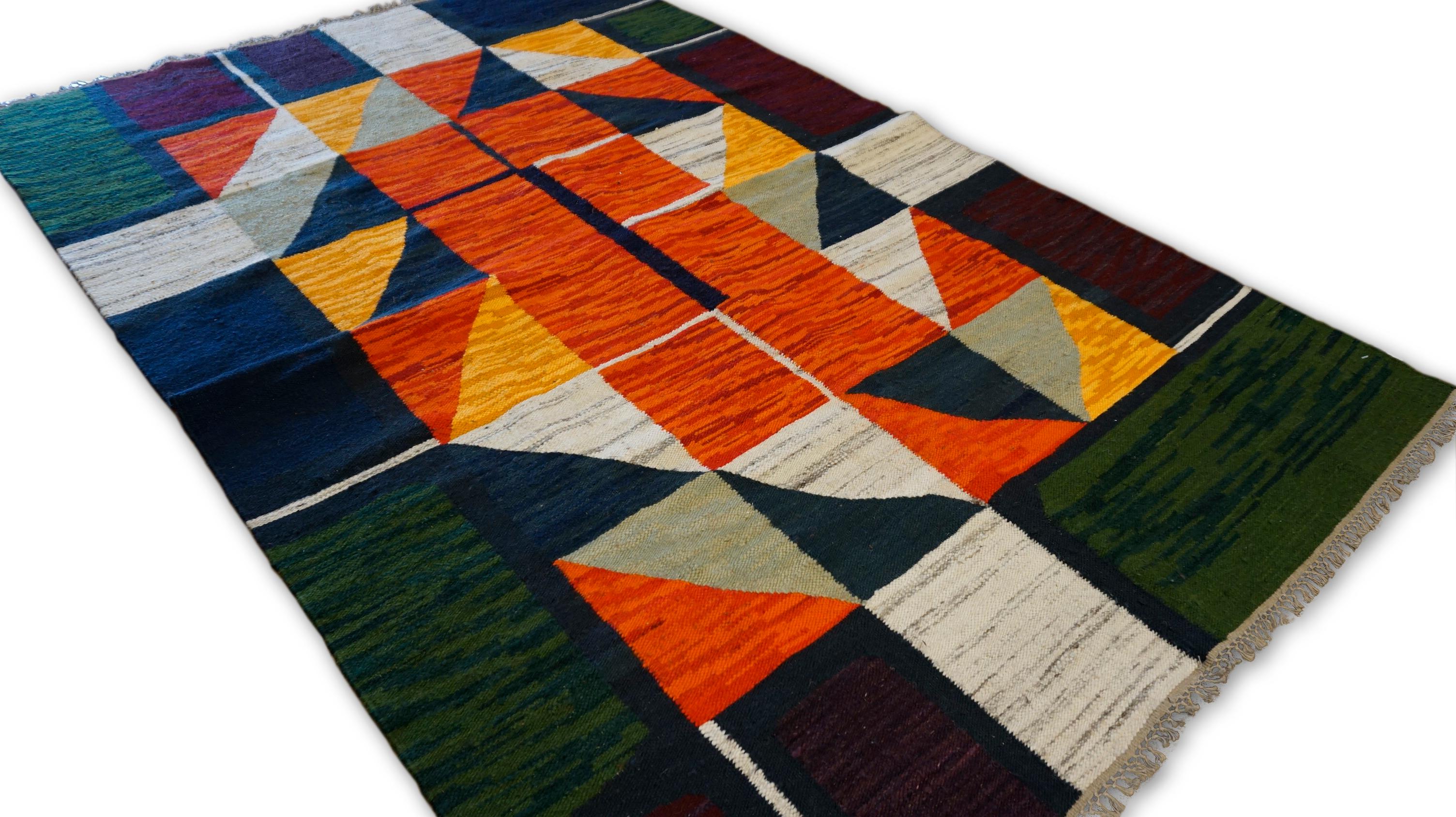 Alfombra Kilim Modernista Húngara Art Decó Vintage 4'9''x7'3'' Tejido a mano en venta